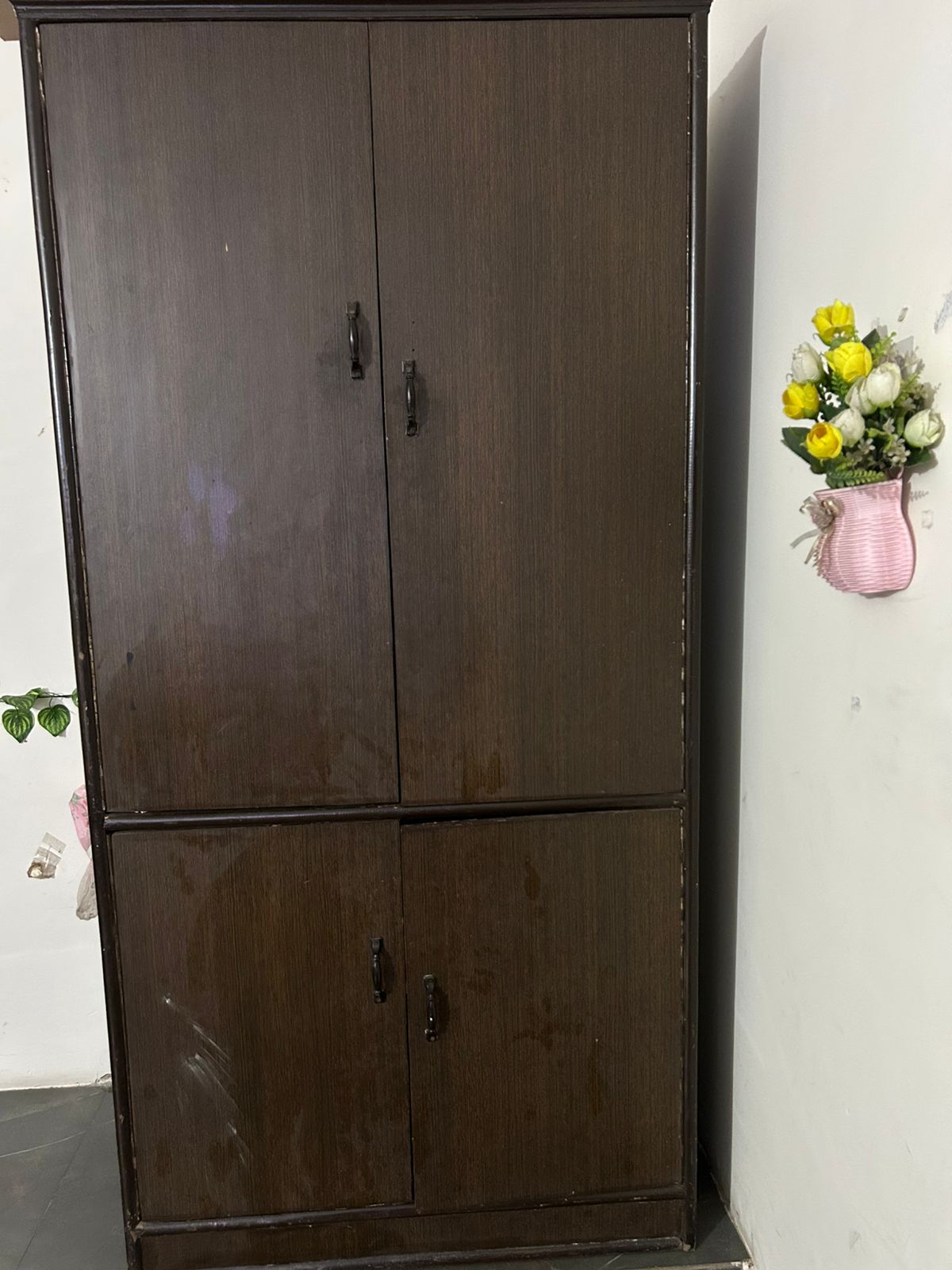 Almirah and bed available for sale