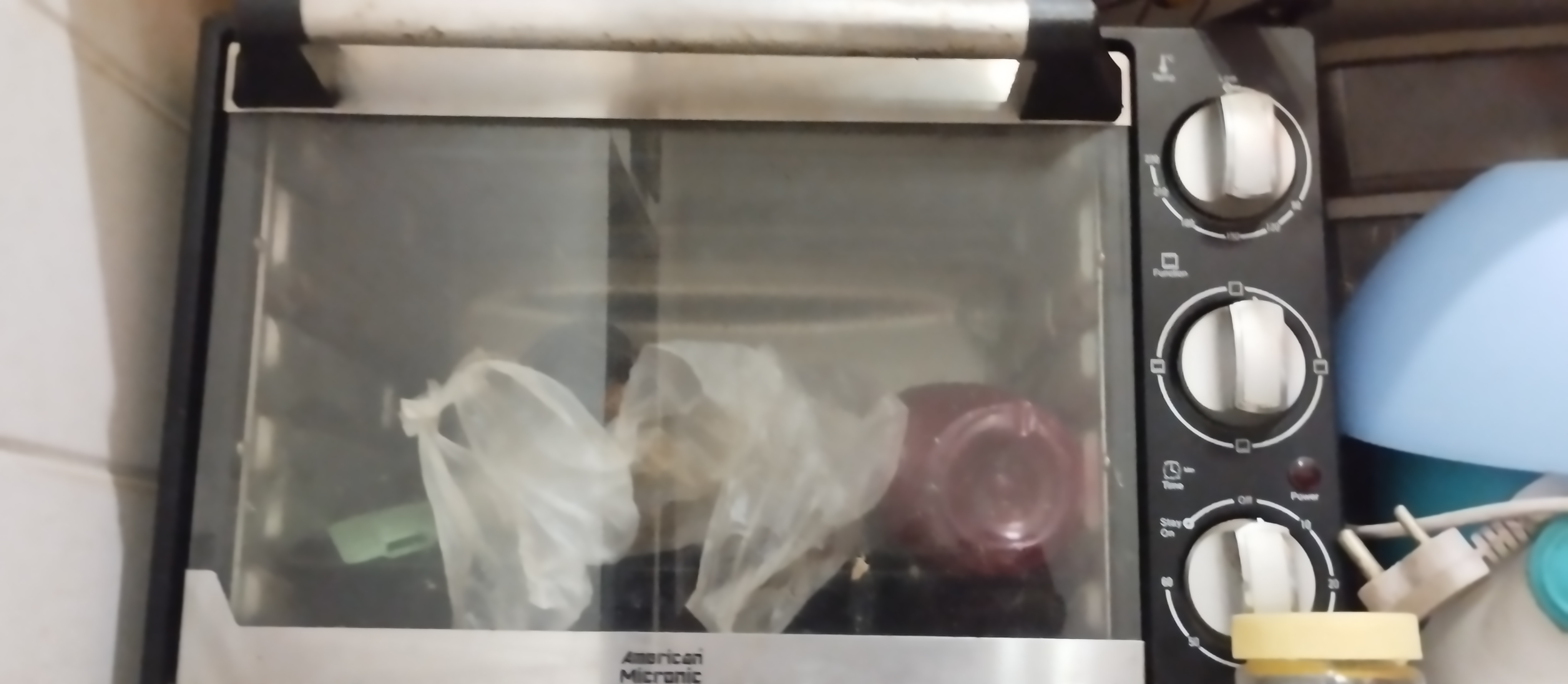 Oven available for sale