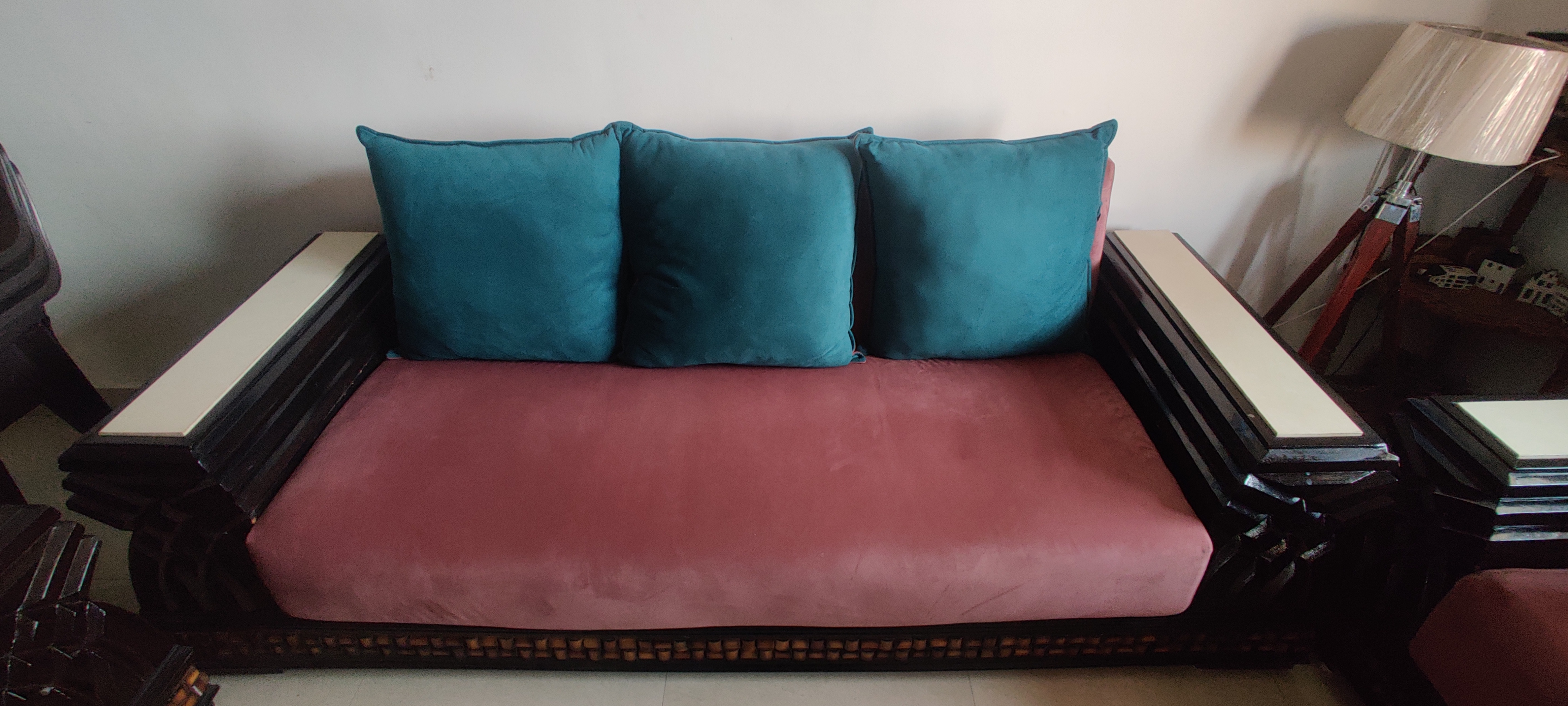 Sofa Set 7 seater available for sale