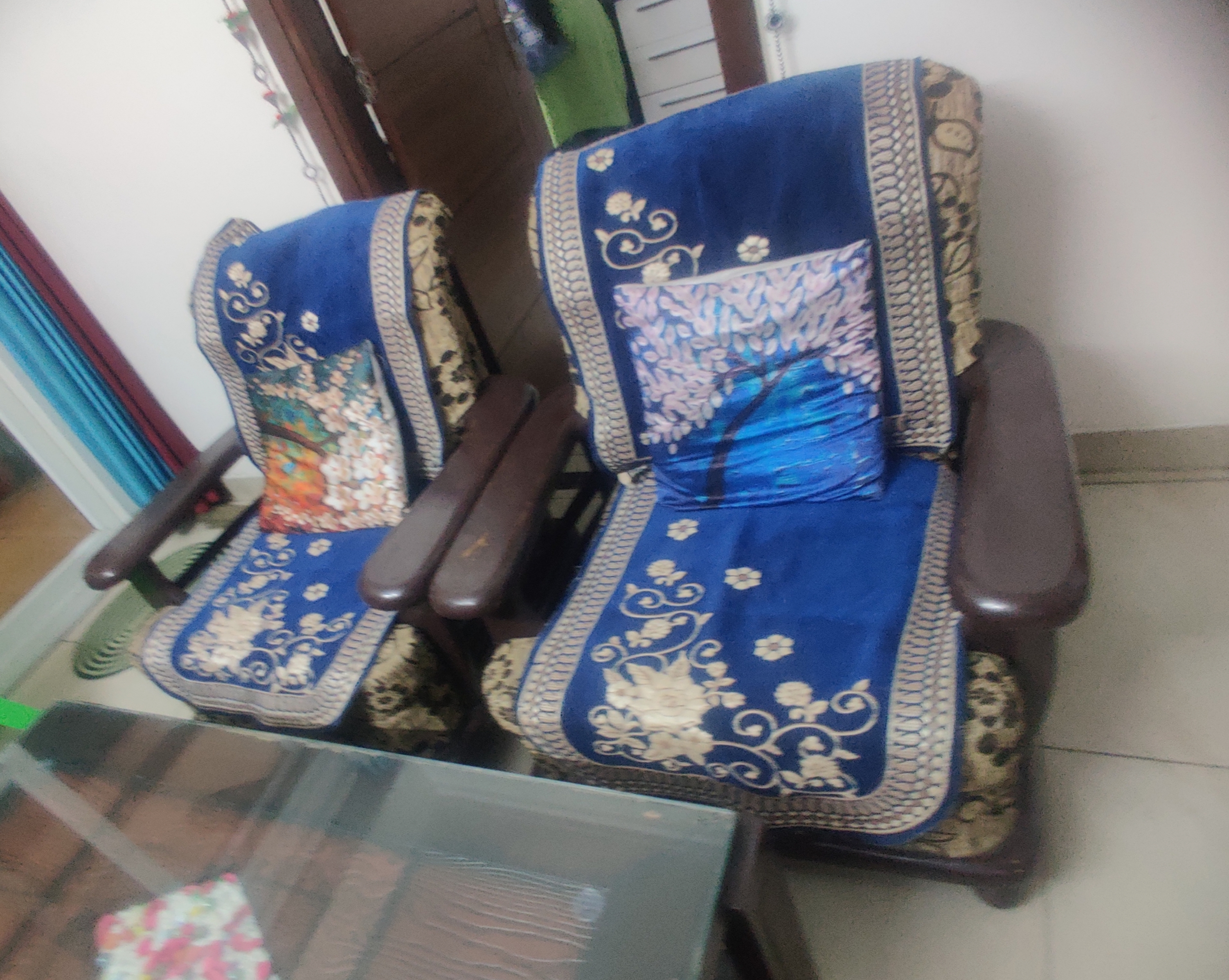 Sofa set available for sale