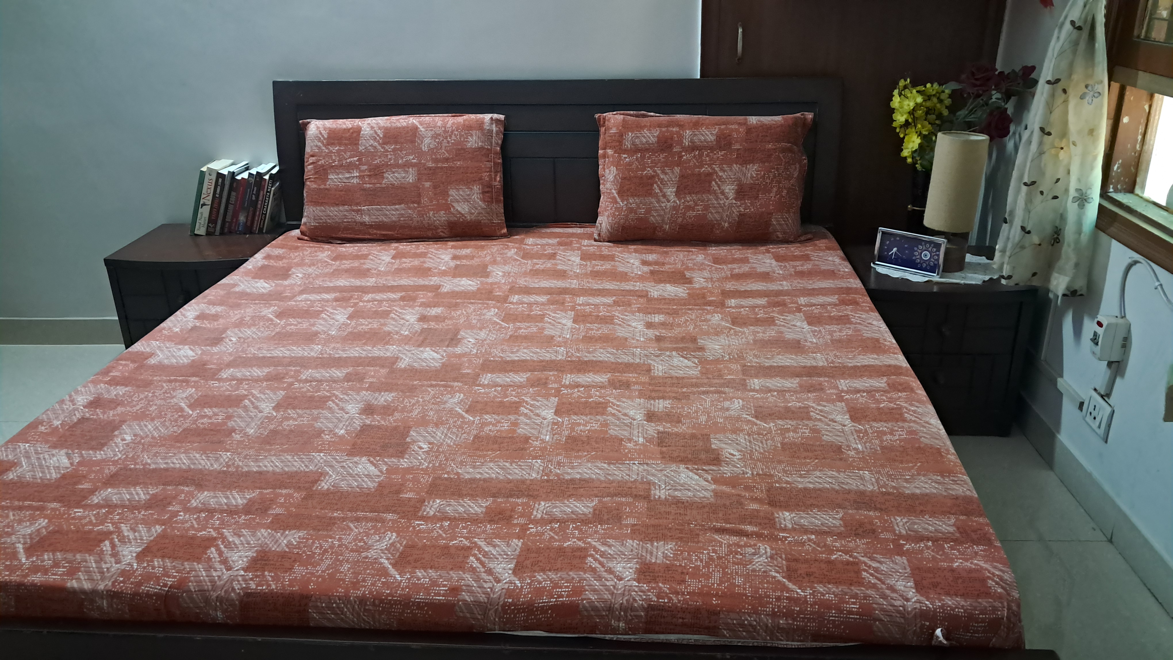 Bed kingsize teakwood  2 drawers and mattress available for sale