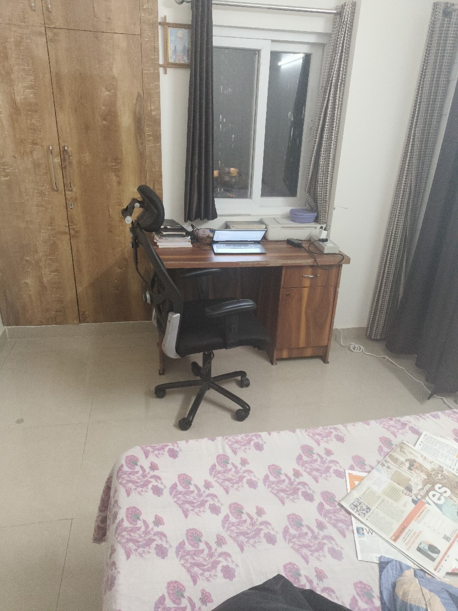 Study Table and Chair available for sale