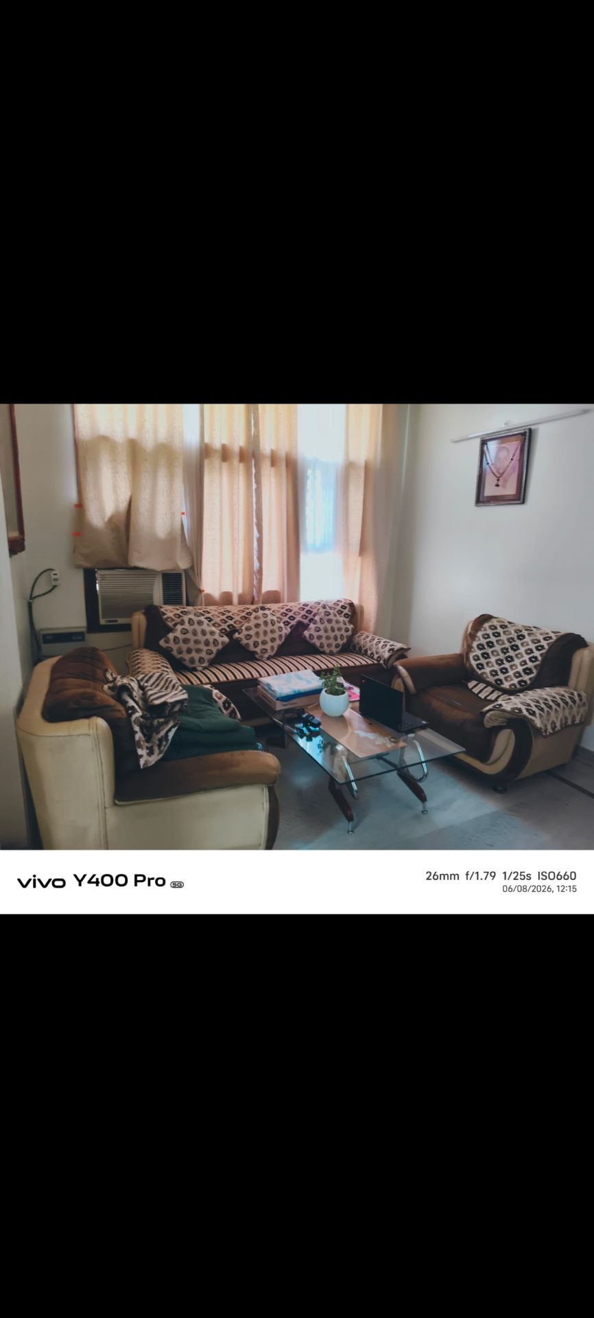 sofa and centre table and diwan available for sale
