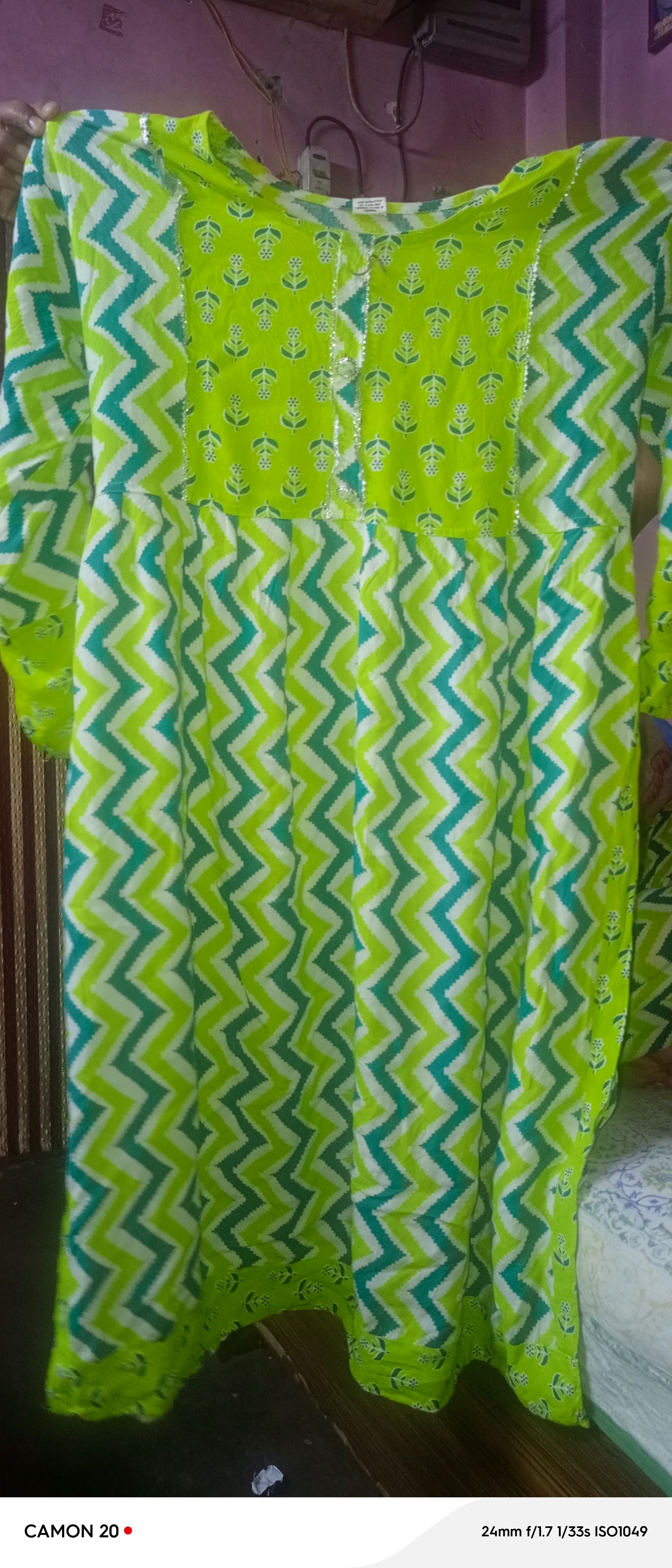 I am selling suits fir the girls and women  available for sale