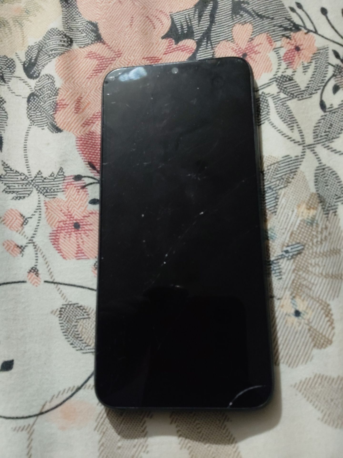 Redmi 7s available for sale