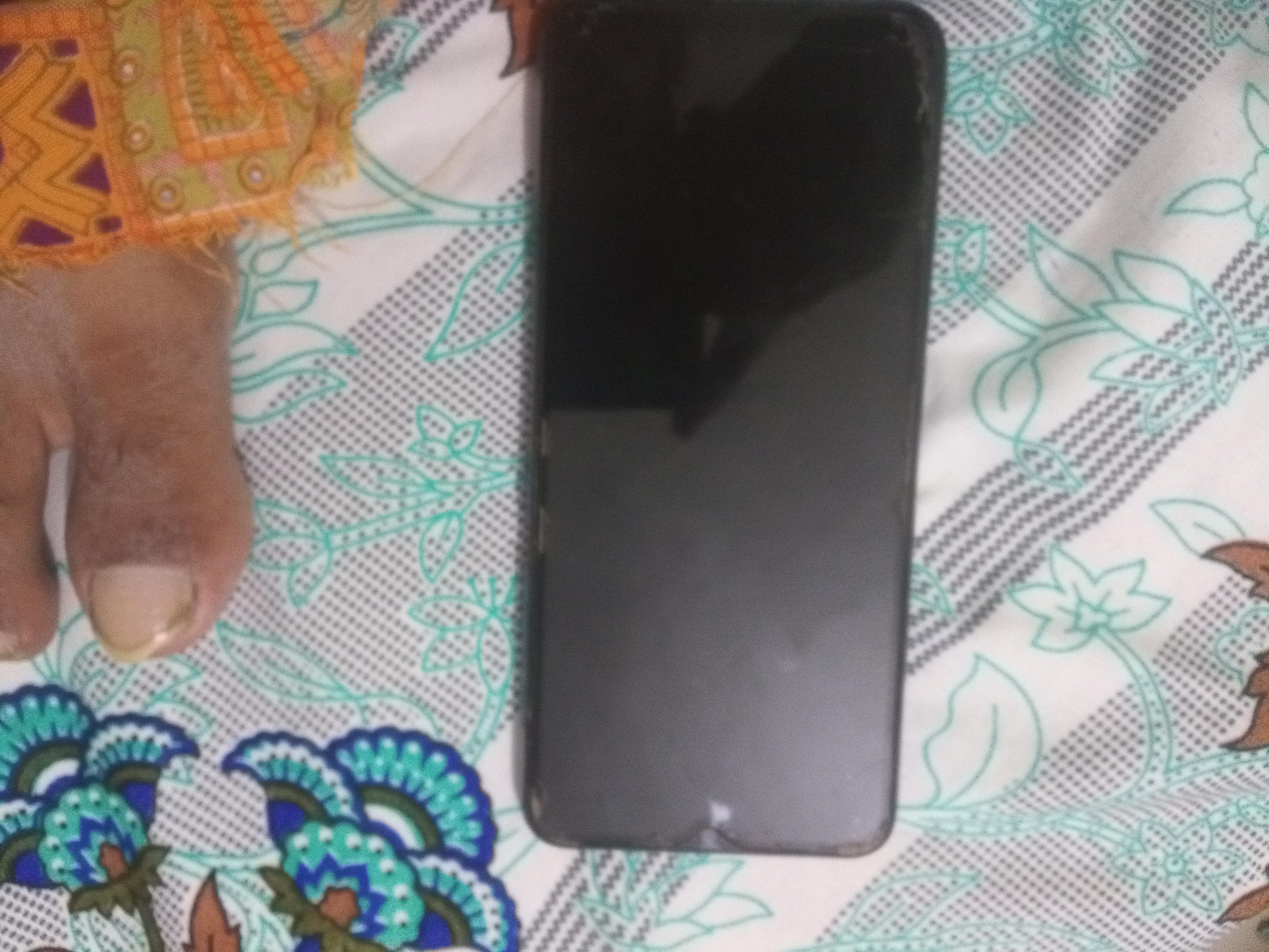 Realme Realme5 available for sale