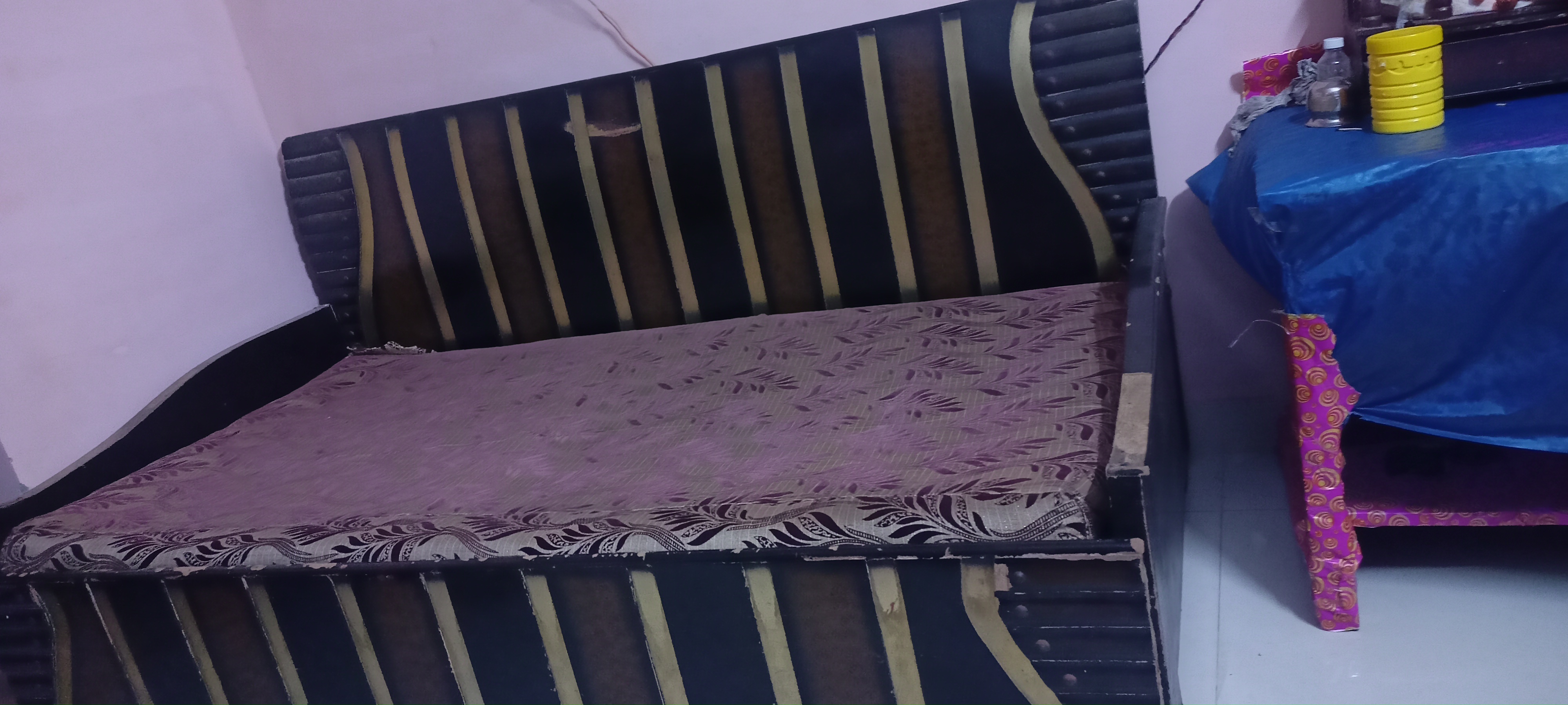 Double bed available for sale