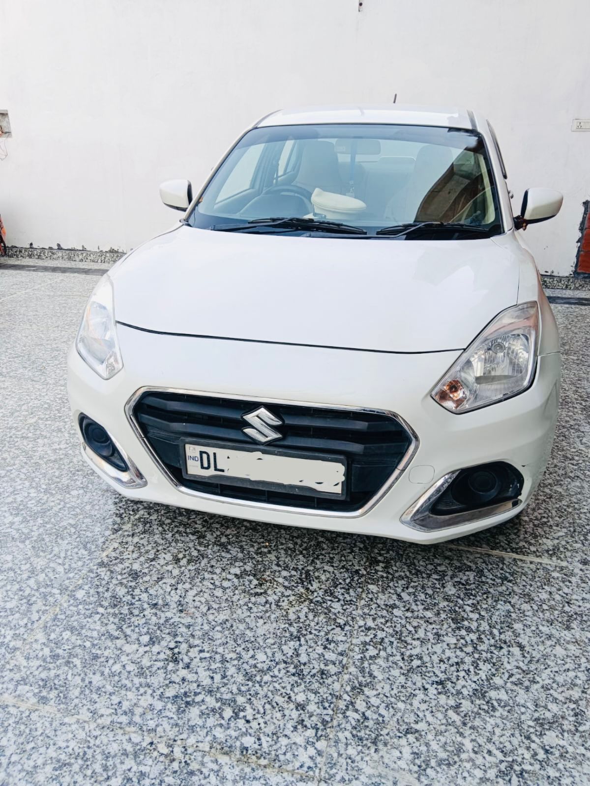Maruti suzuki Dezire available for sale