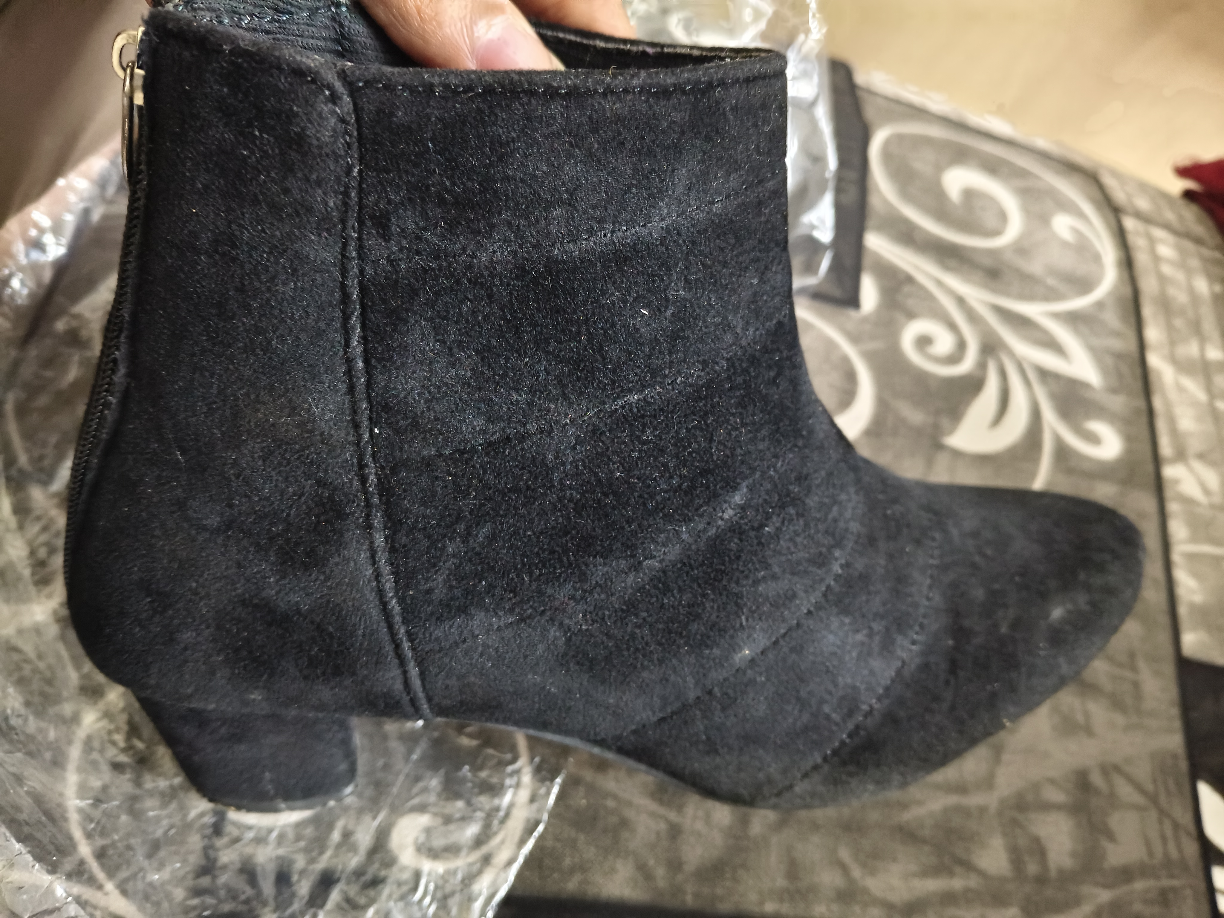 Boots shoes available for sale