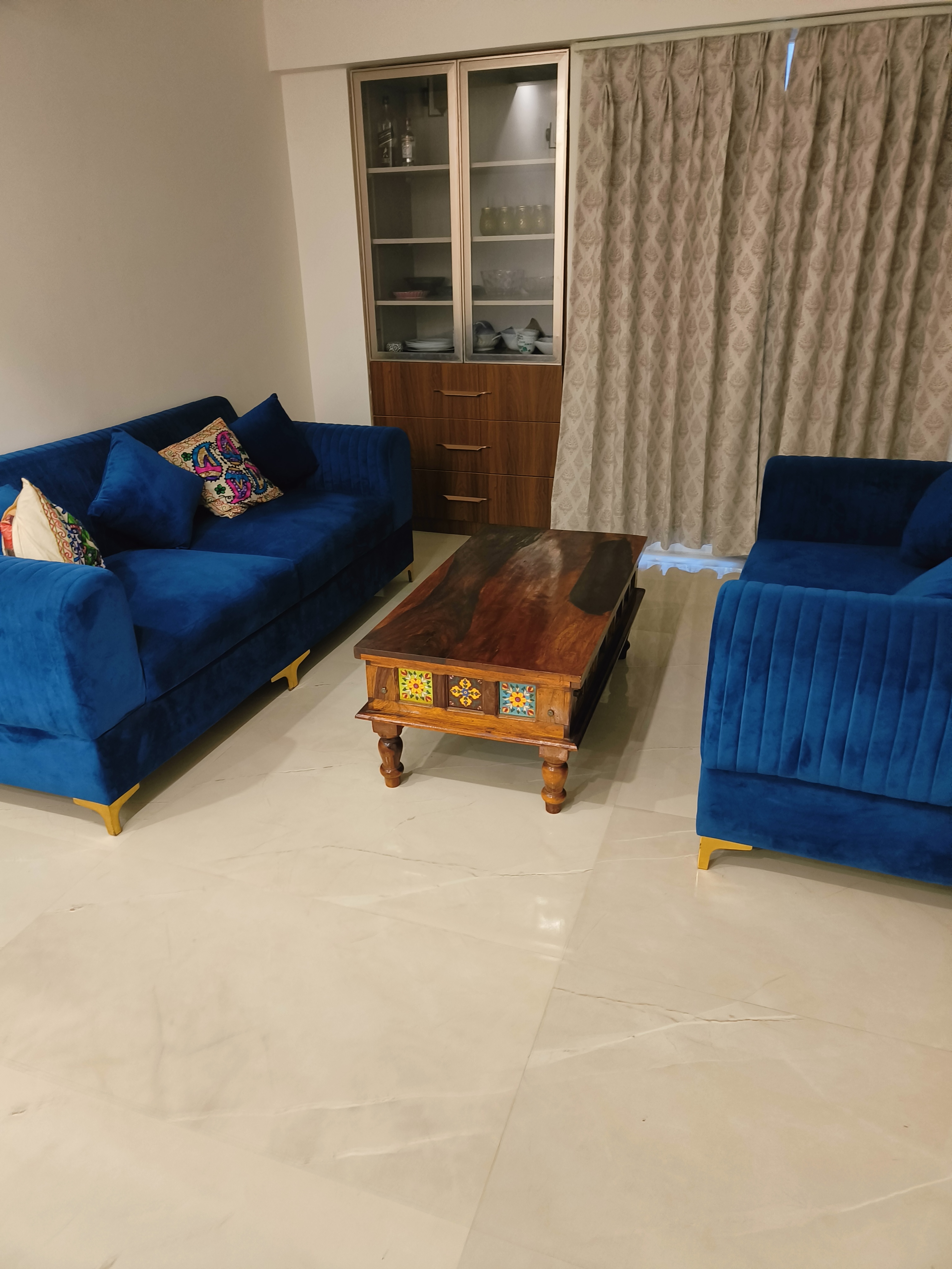5 Seater Sofa Set available for sale