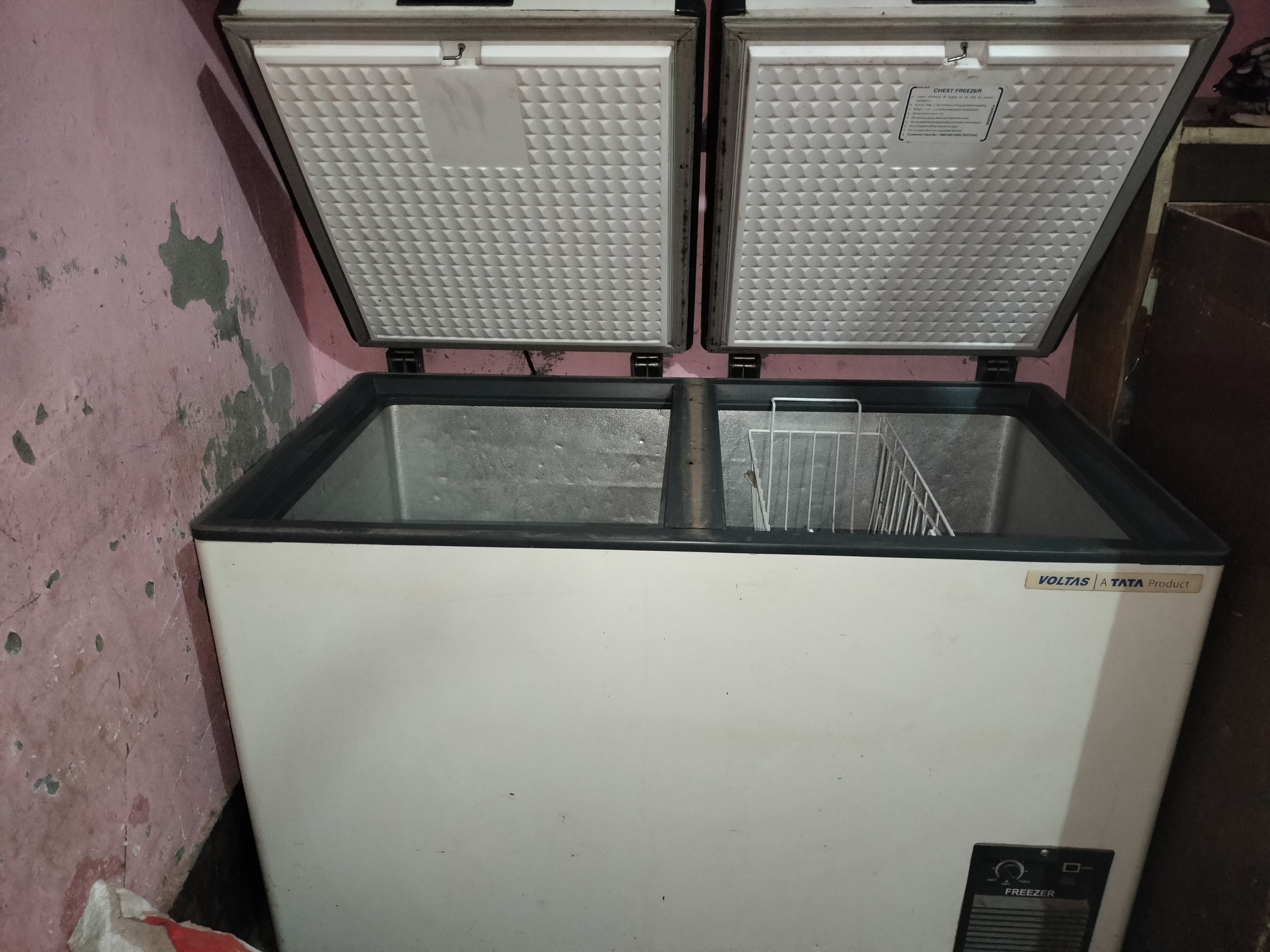 D fridge Fridge available for sale