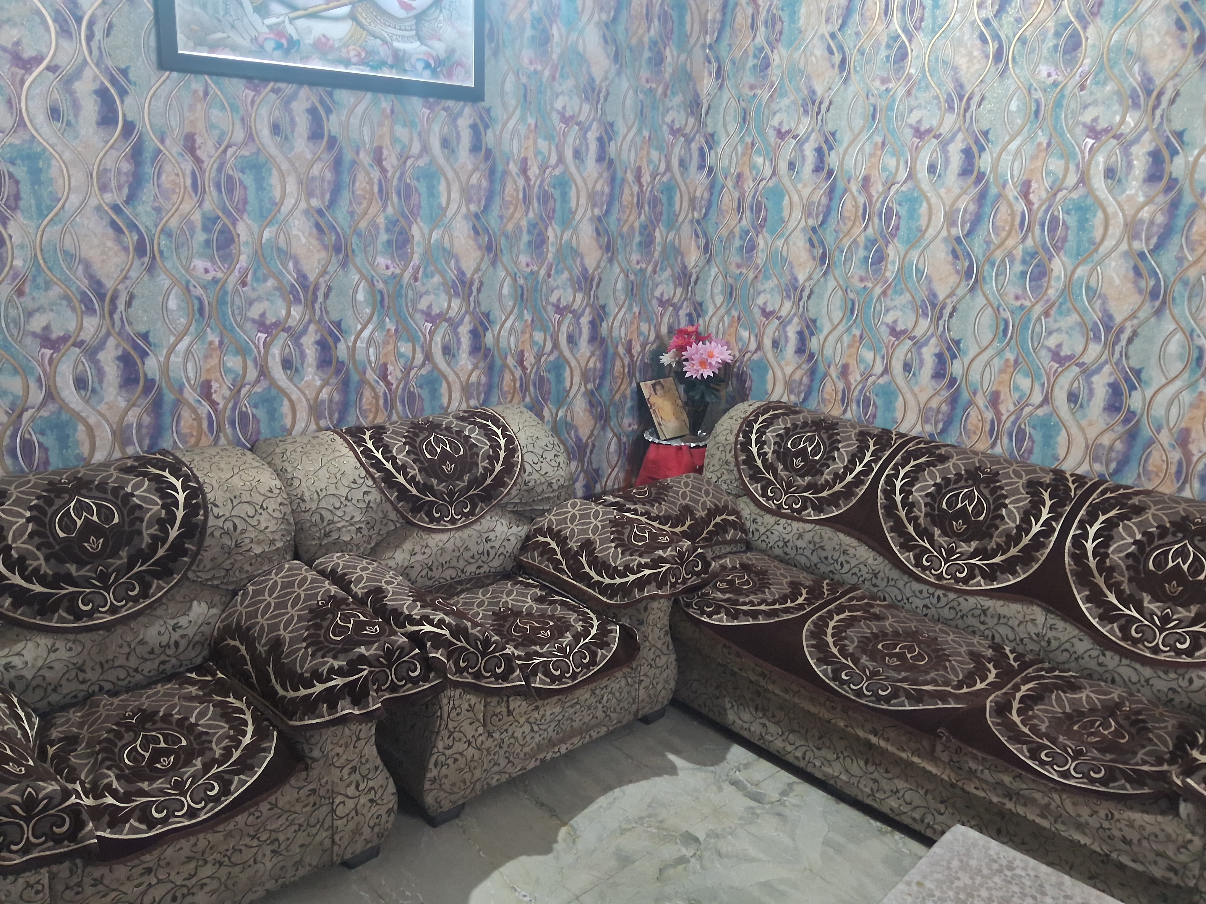 5 Seater Sofa Set available for sale