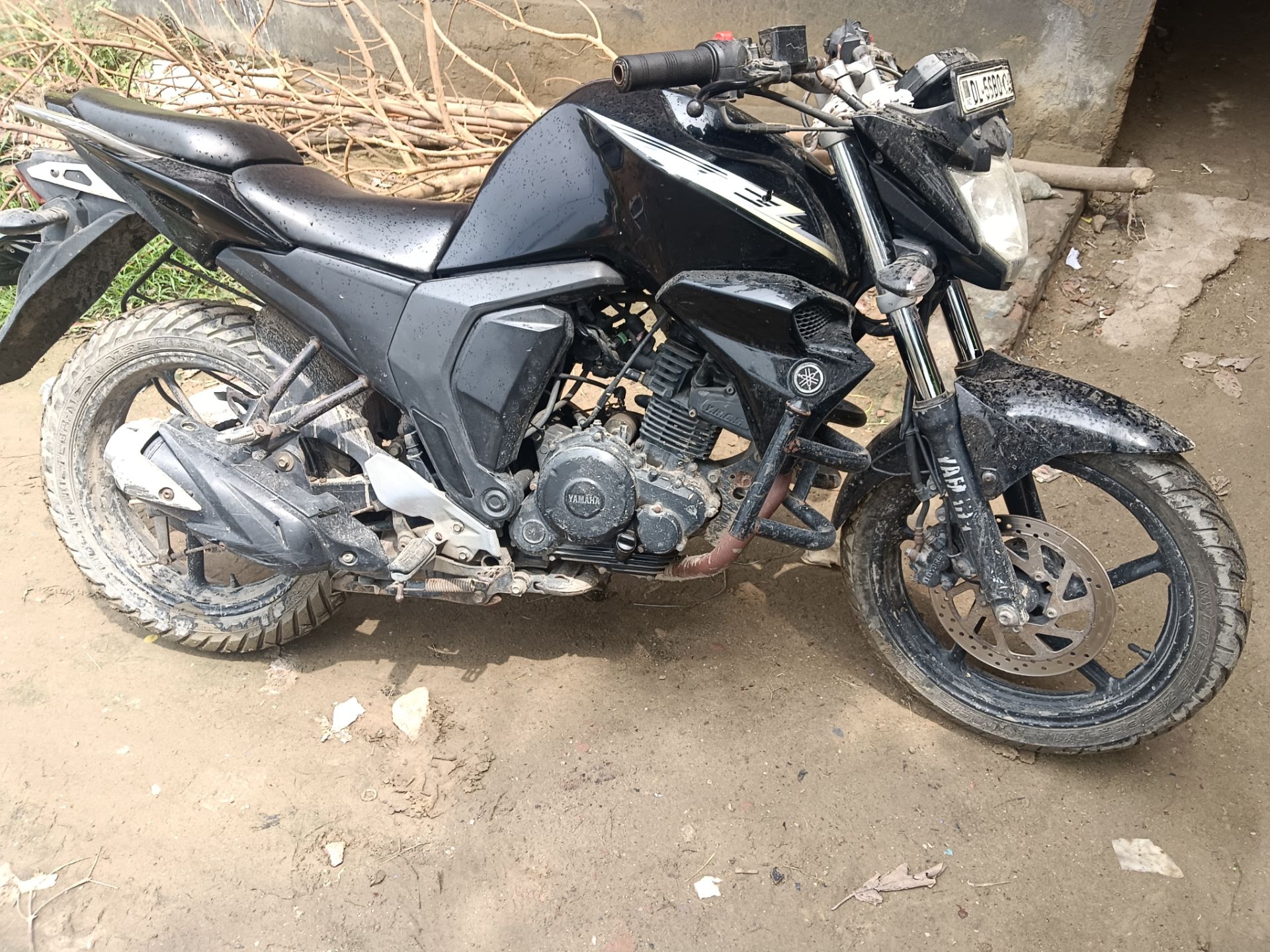 Yamaha  Fz fi v2 available for sale