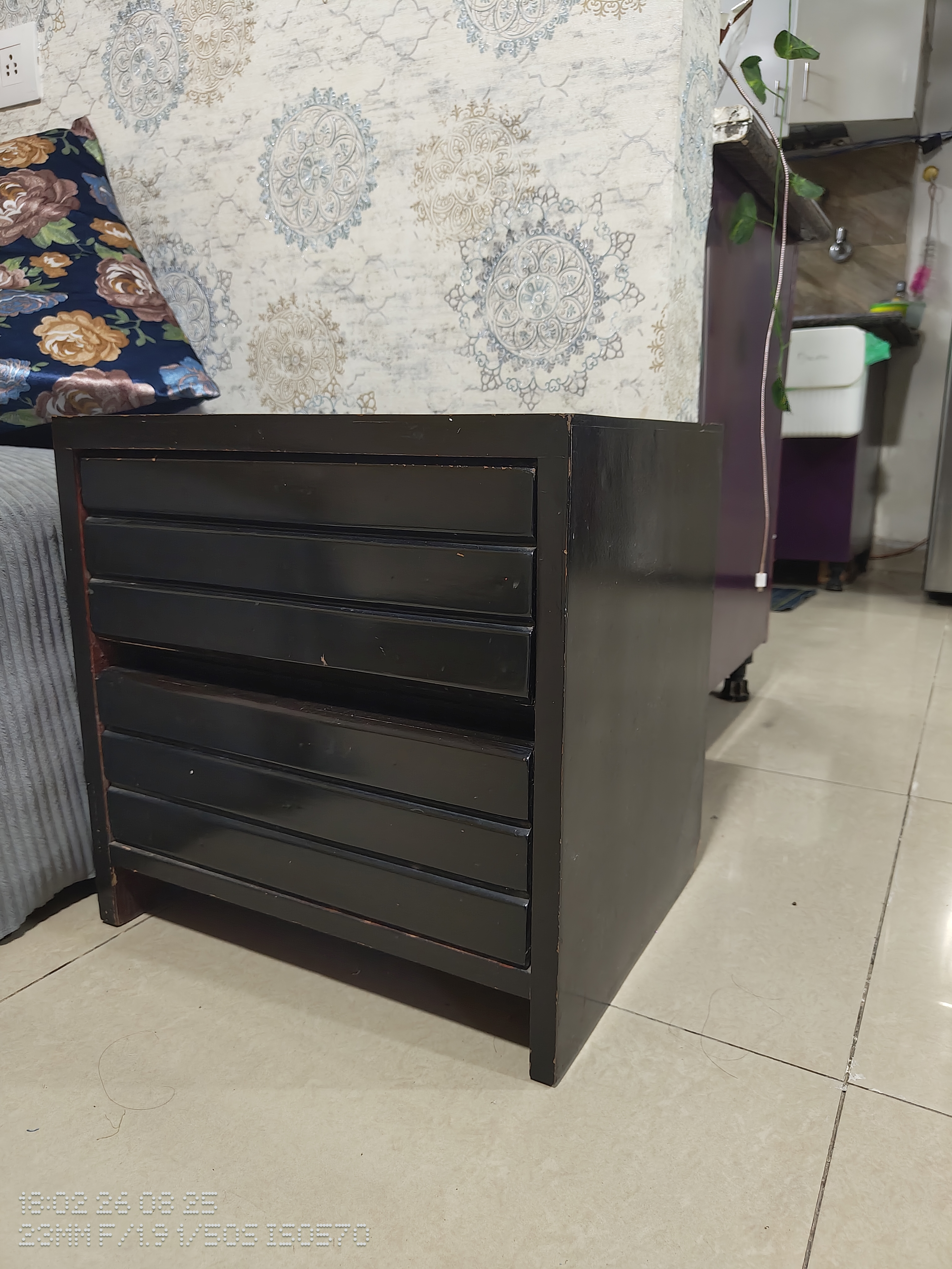 Bed Sidetable 3 PC available for sale