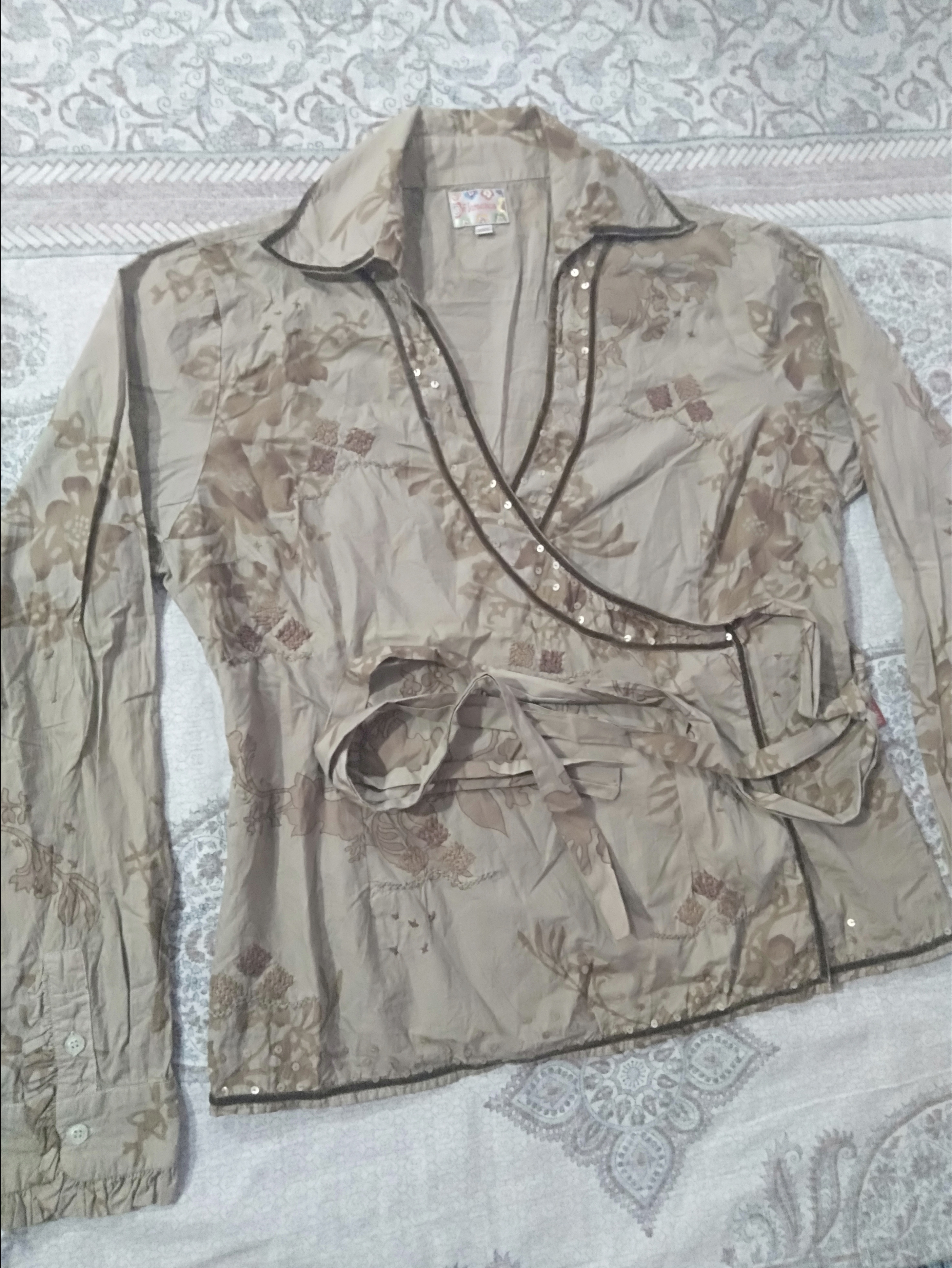 Women's hi fashion wear  available for sale
