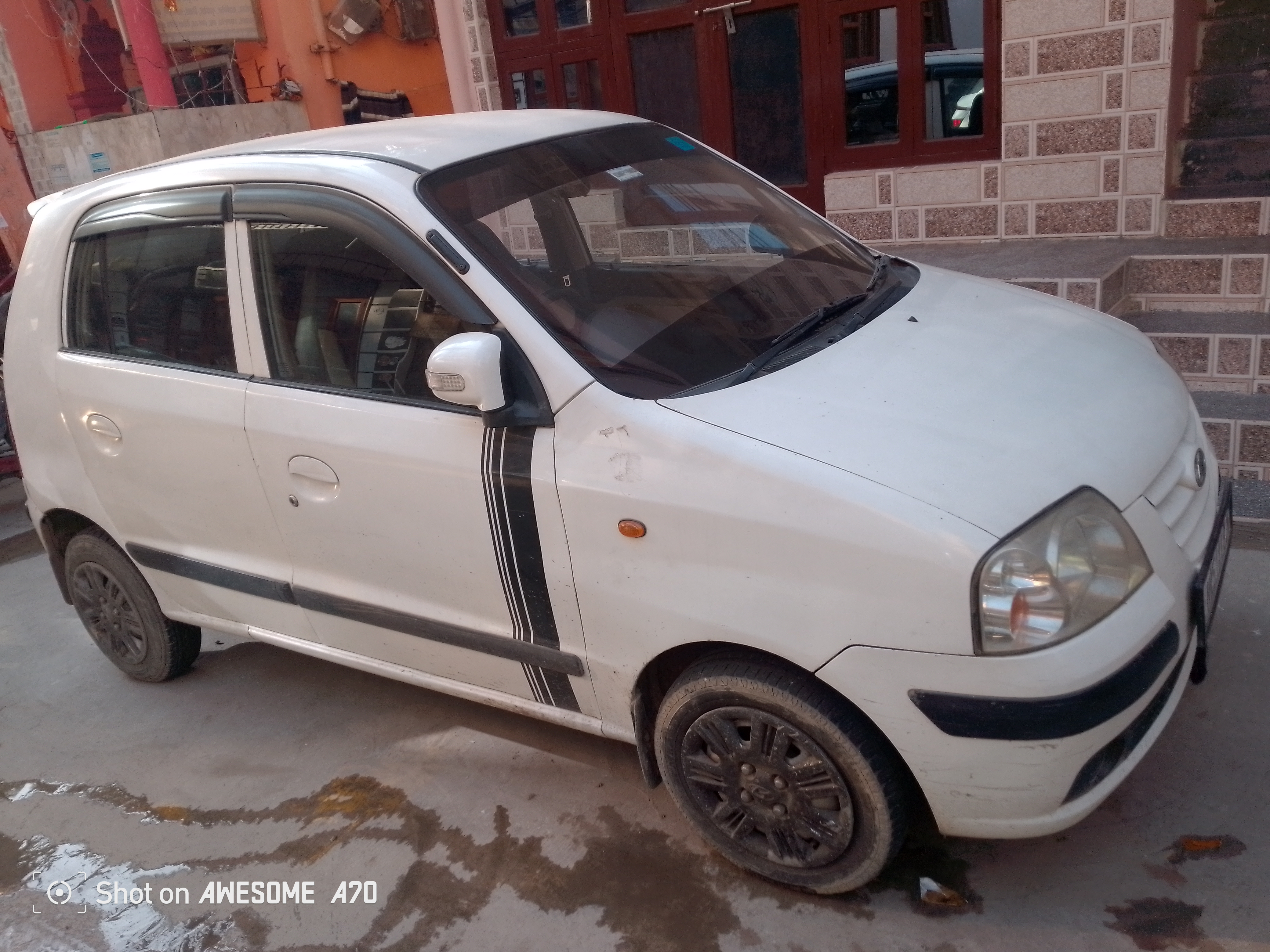 Santro 2011 available for sale