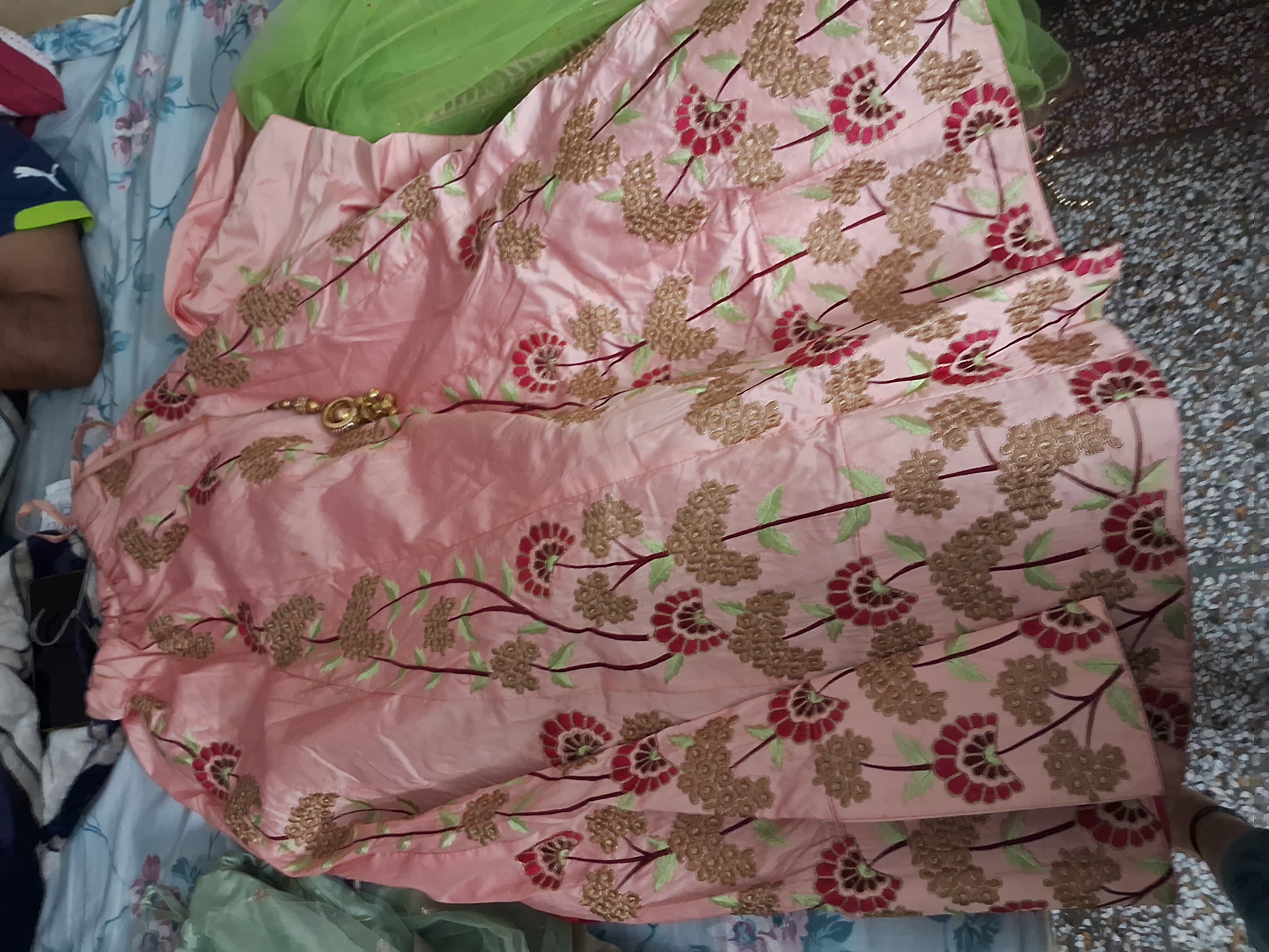 Wedding lenge  available for sale