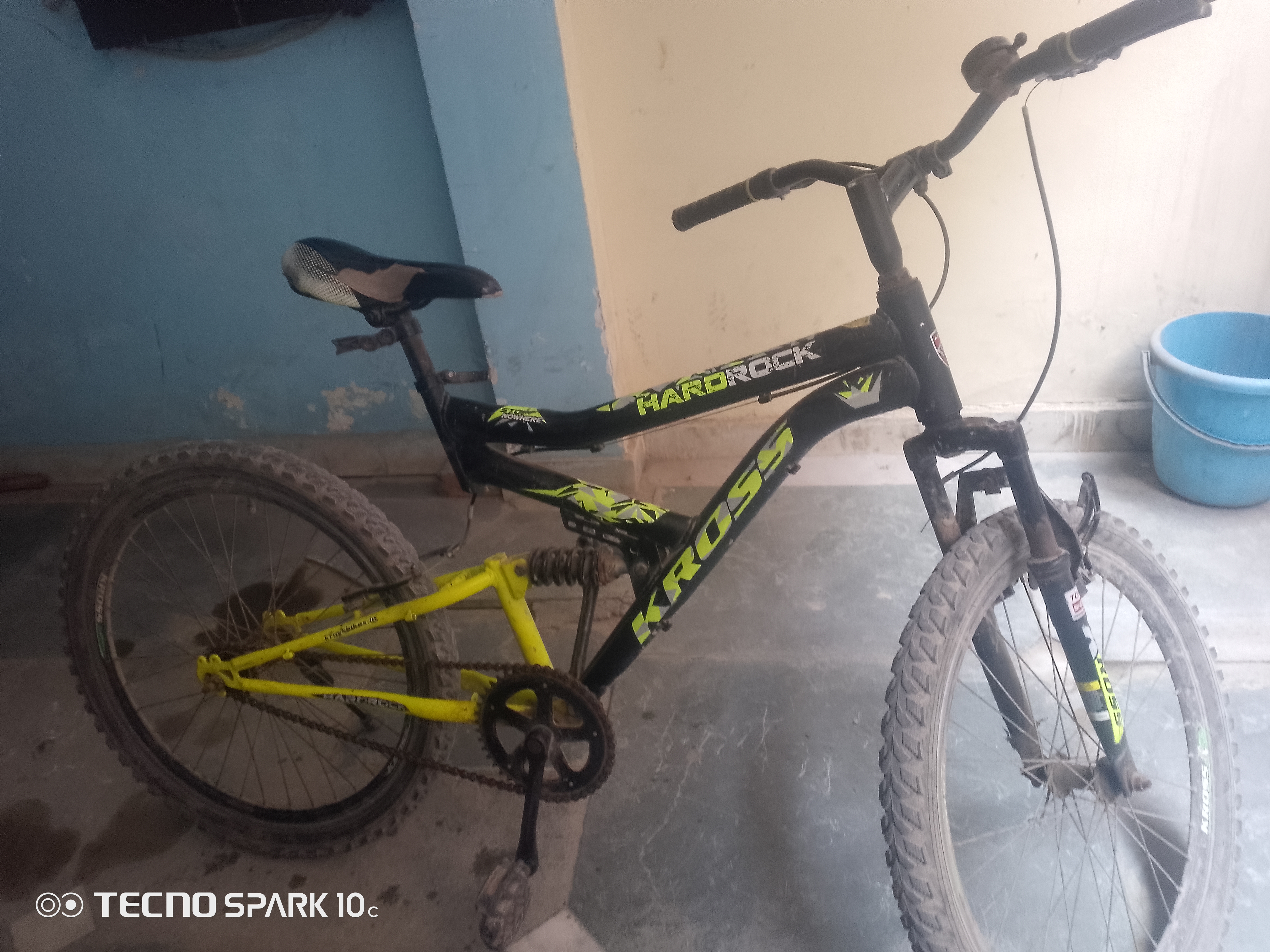 Hero Cross cycle availbale for sale