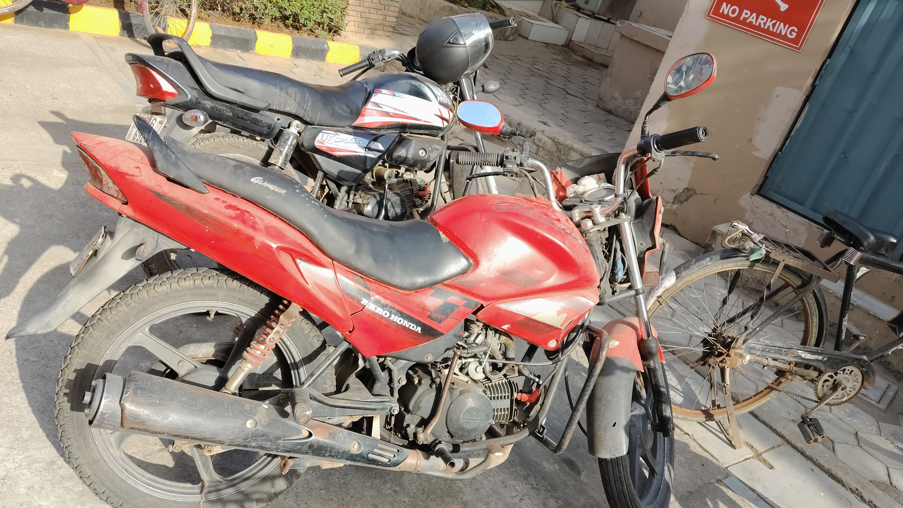 Hero honda 2011 available for sale
