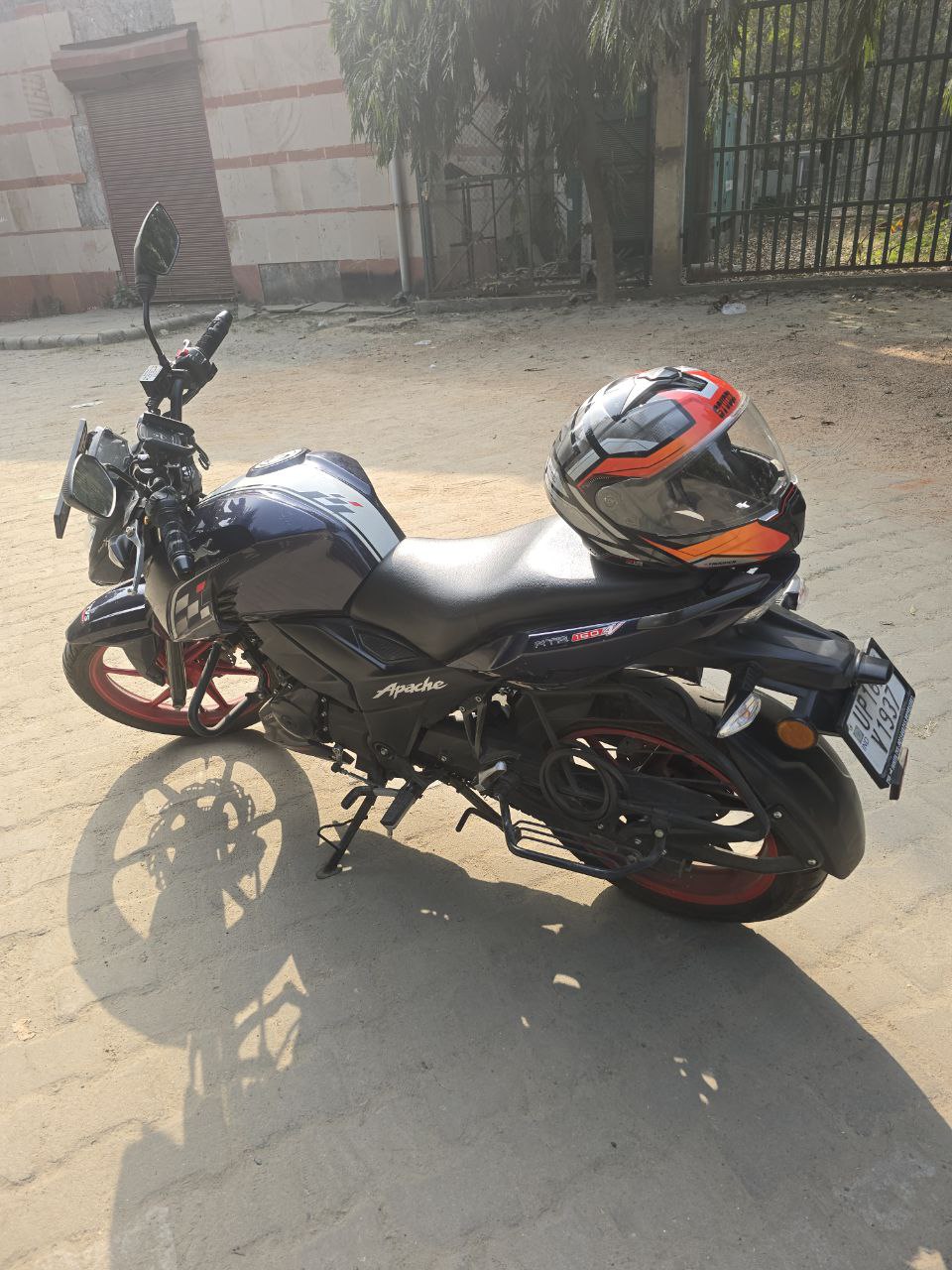 TVS Apache RTR 160 4V special edition available for sale