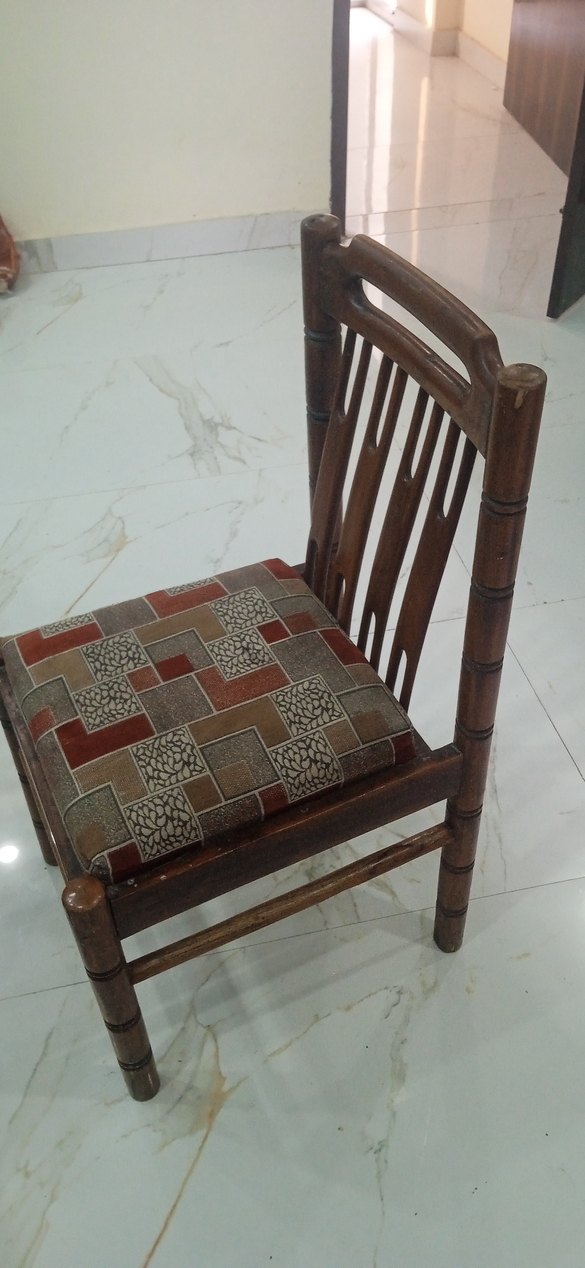 Dining Table available for sale
