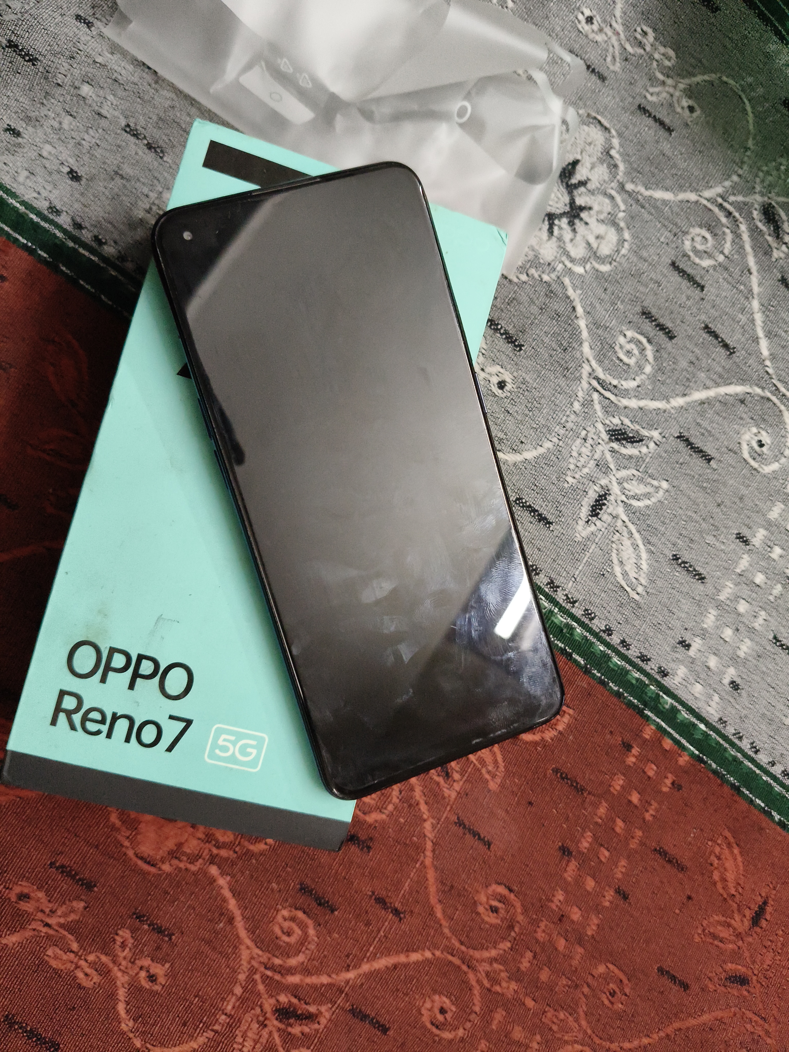 OPPO Reno 7 5G available for sale
