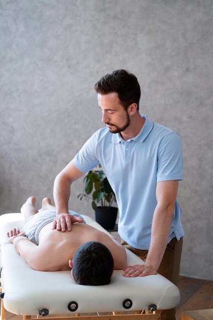 Massage boy avilable