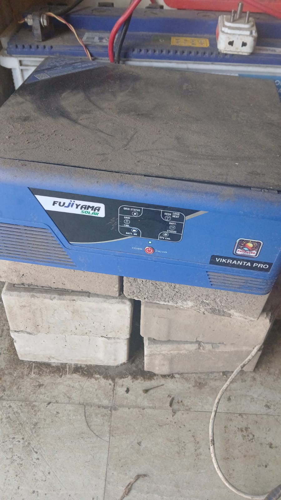 Solar inverter ek kilowat with full set available for sale