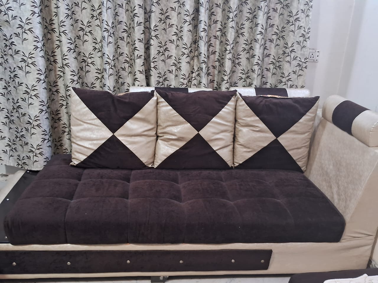 Sofa set available for sale