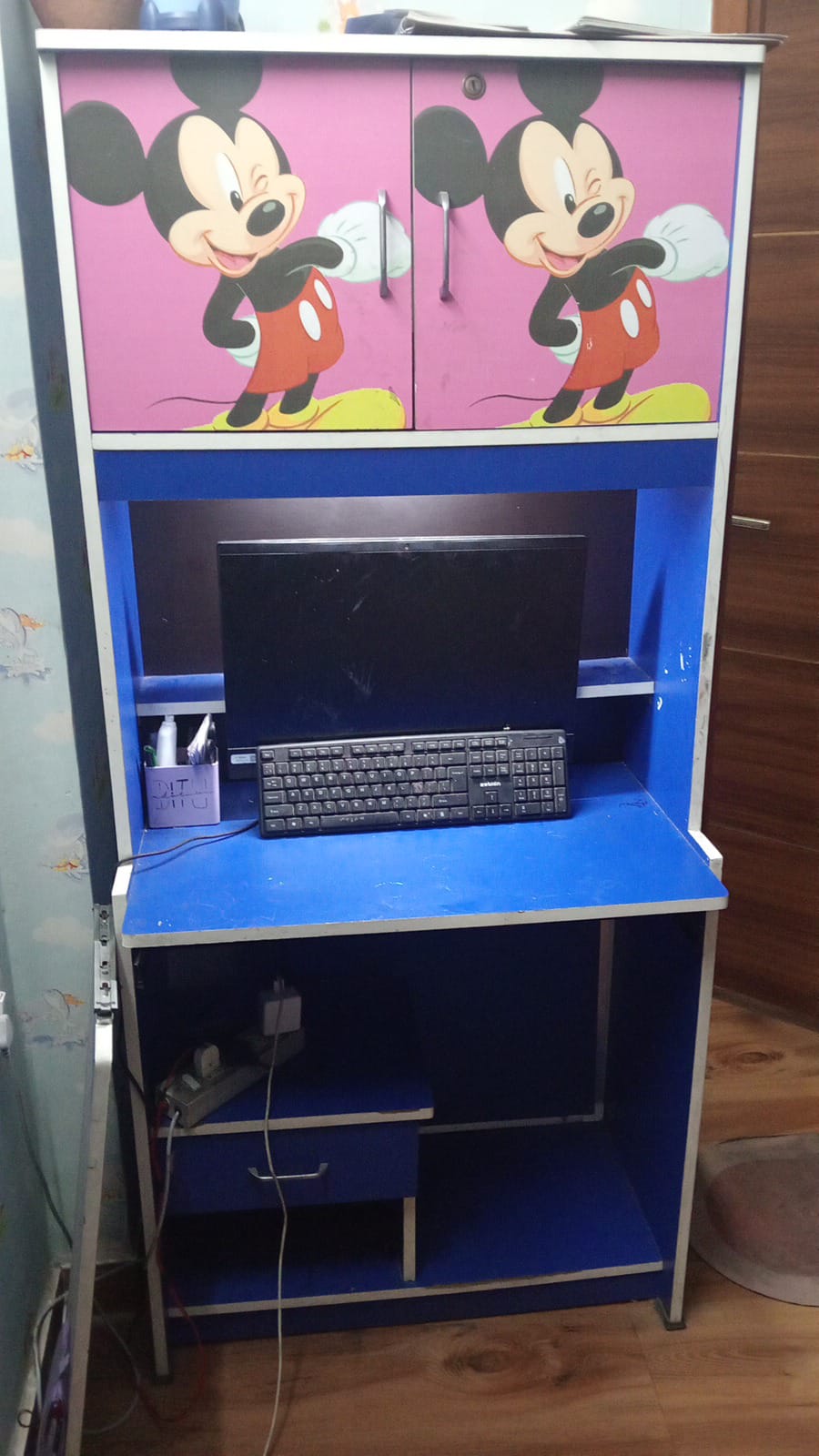 Study table blue and white available for sale