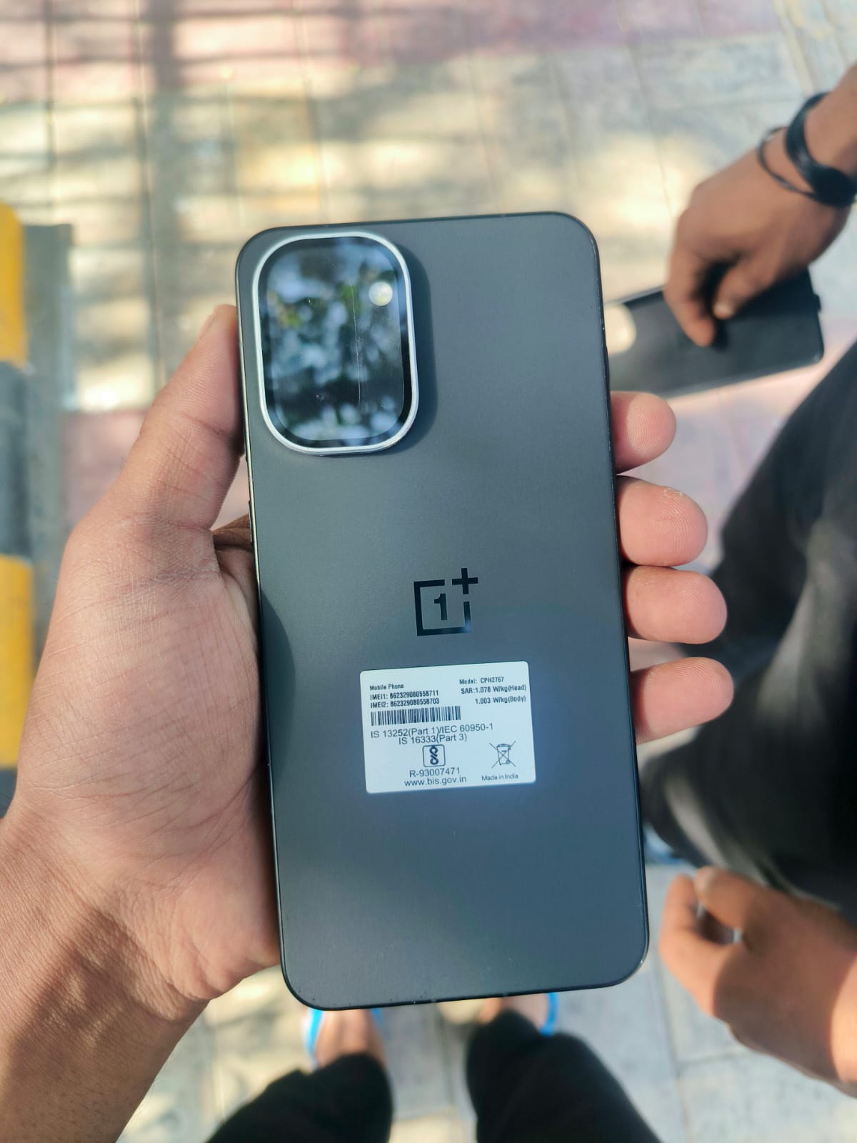Oneplus Oneplus 15r available for sale