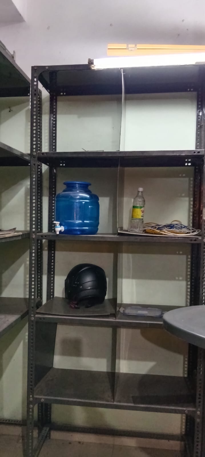 Iron racks available for sale
