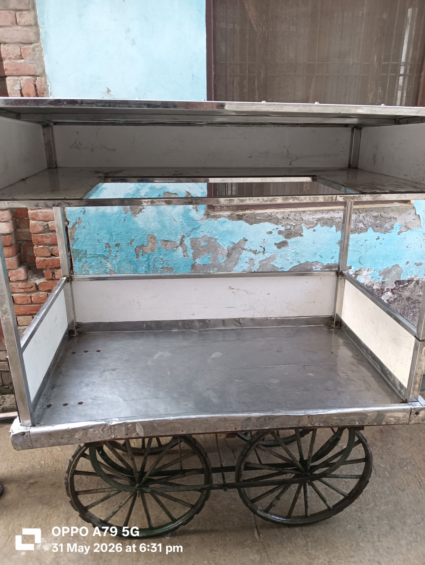 S S steel Fastfood Thaila available for sale