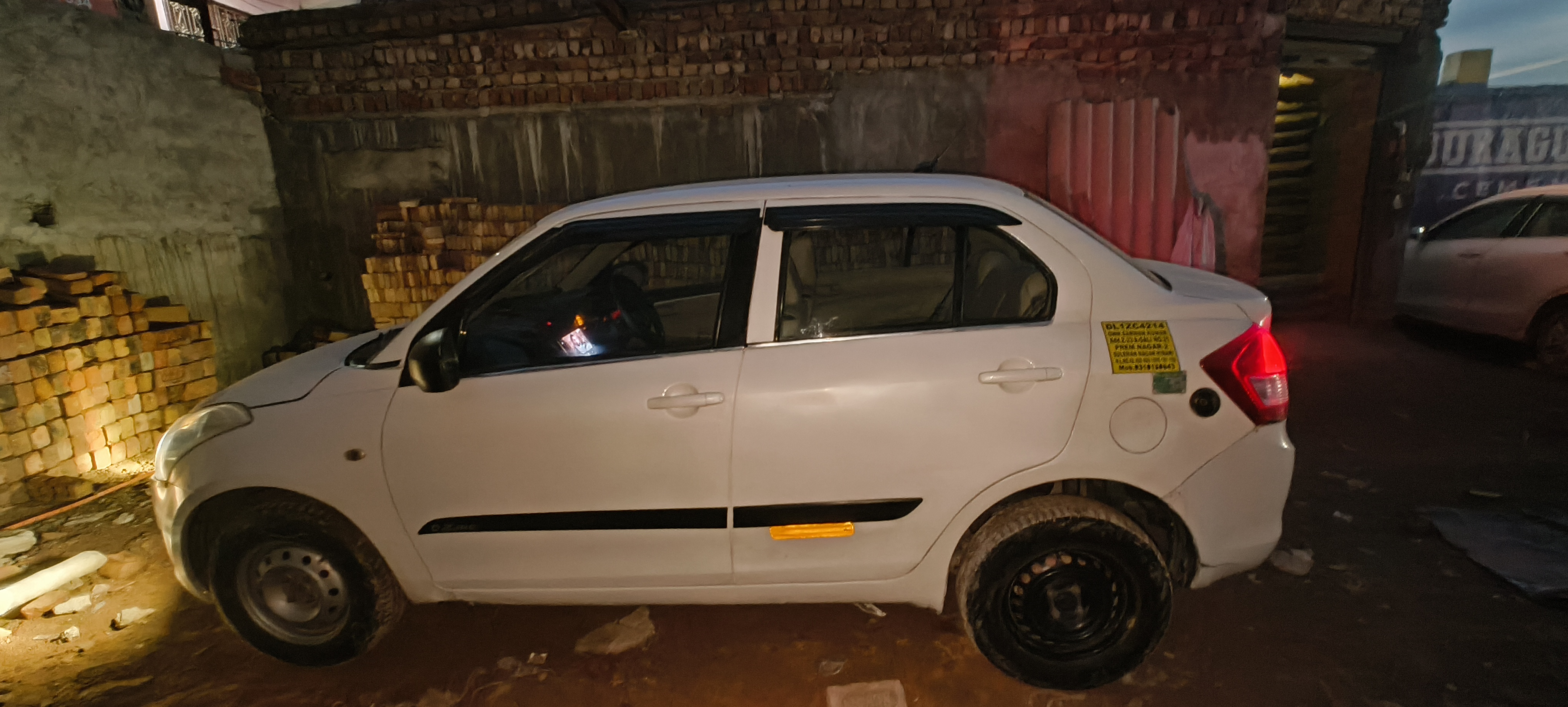 Maruti suzuki Dzire 2018 available for sale