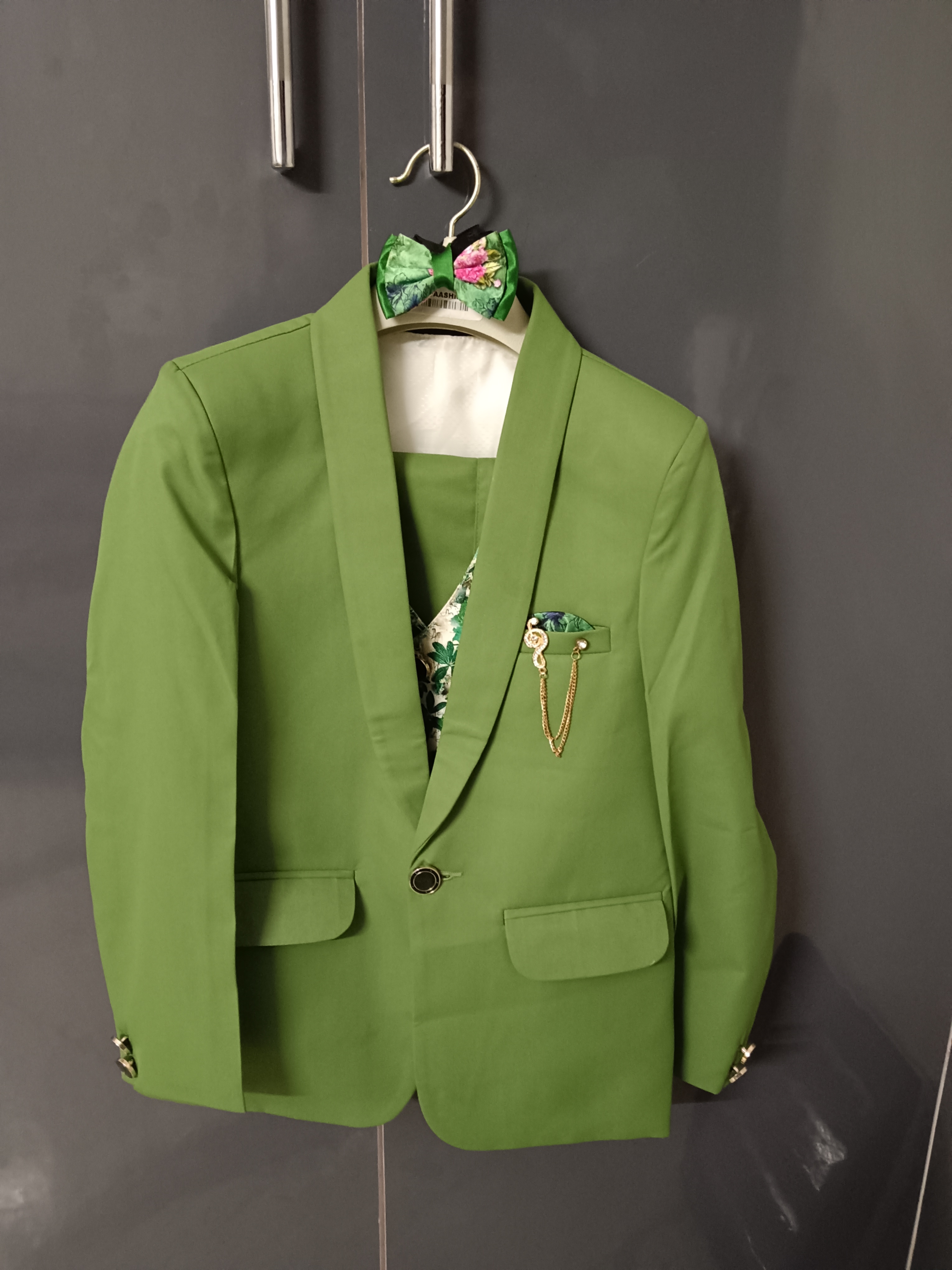Suit for kids  available for sale
