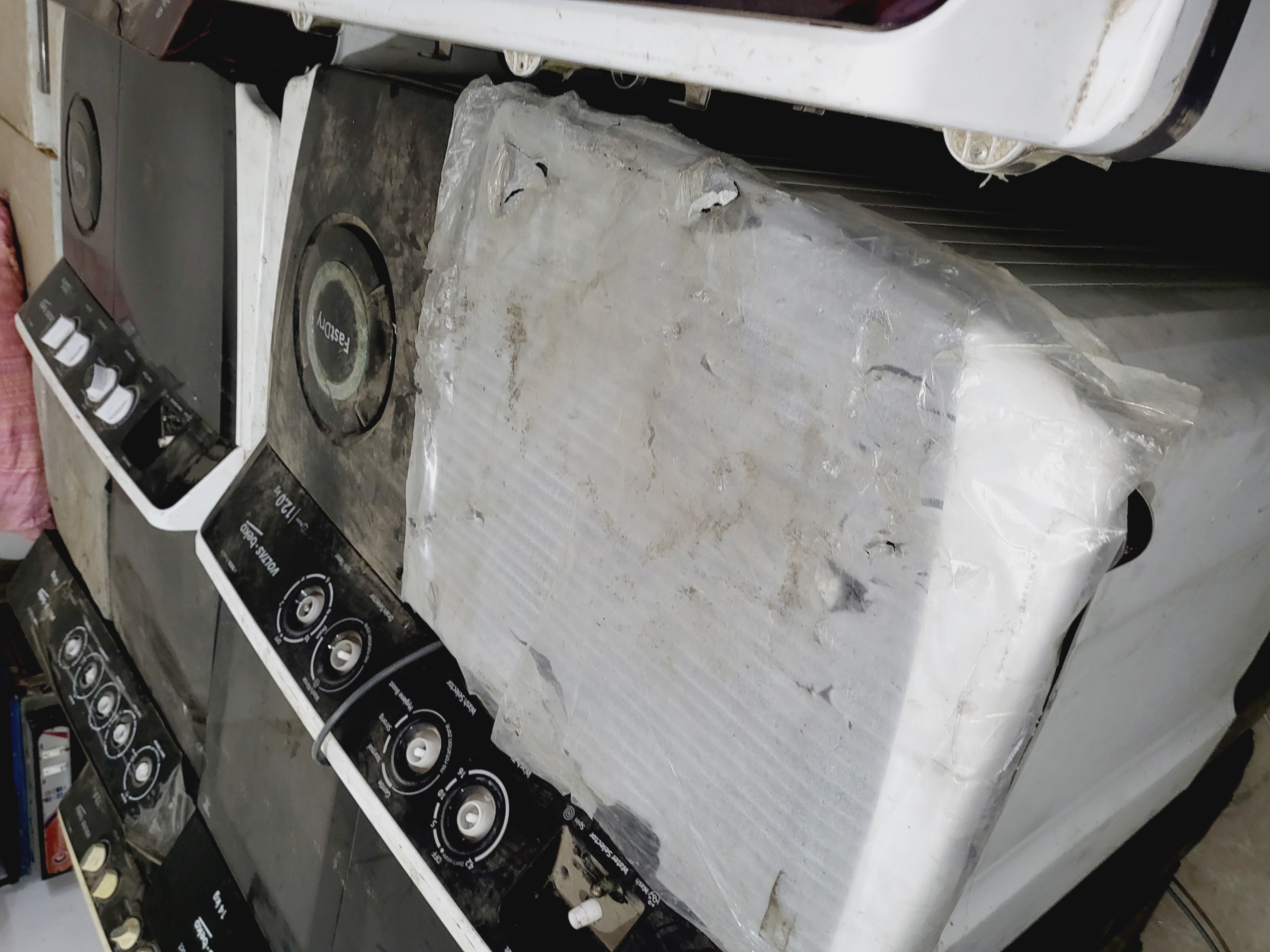 Washing machine available for sale