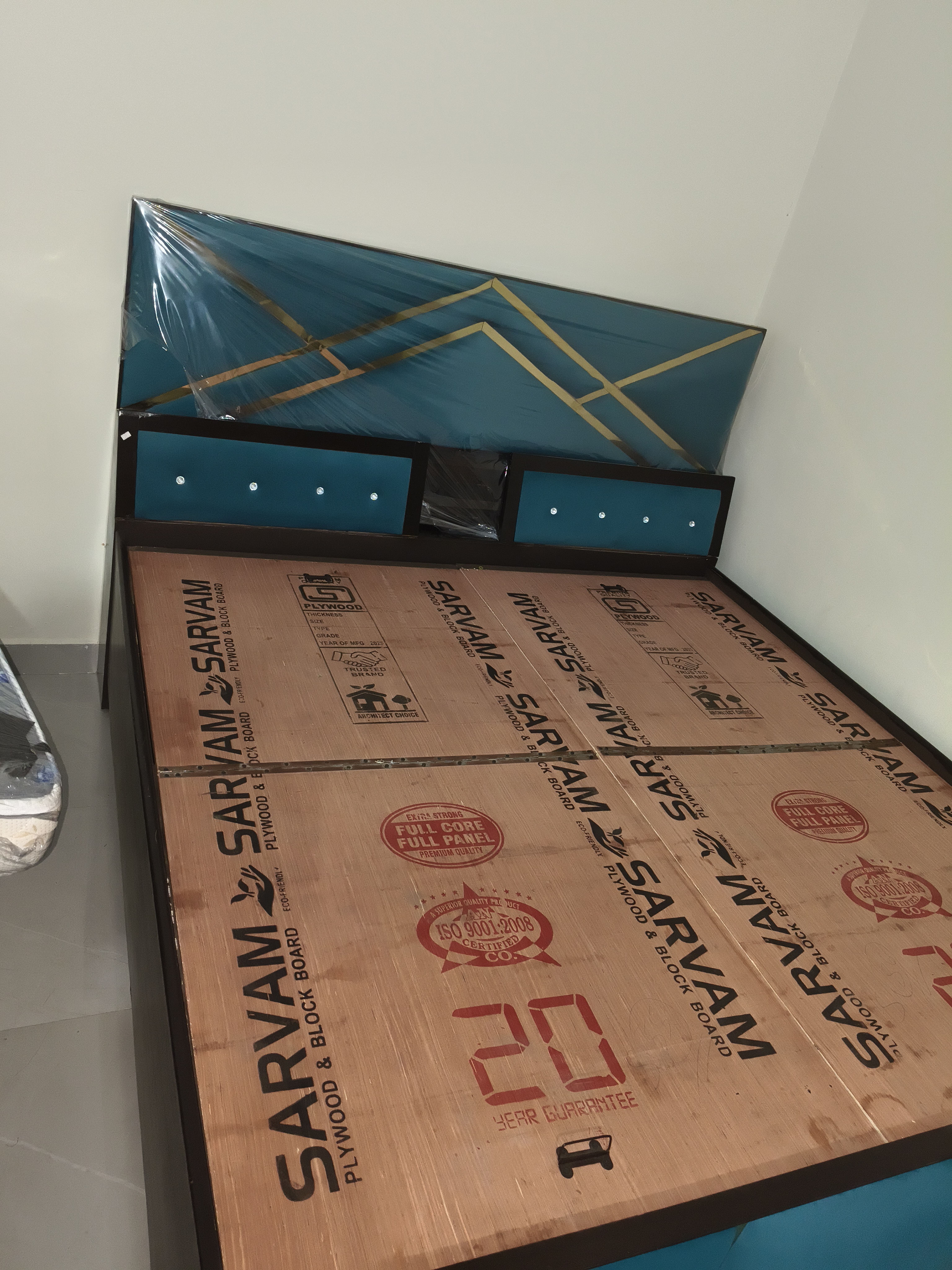 Double bed new condition without matters available for sale