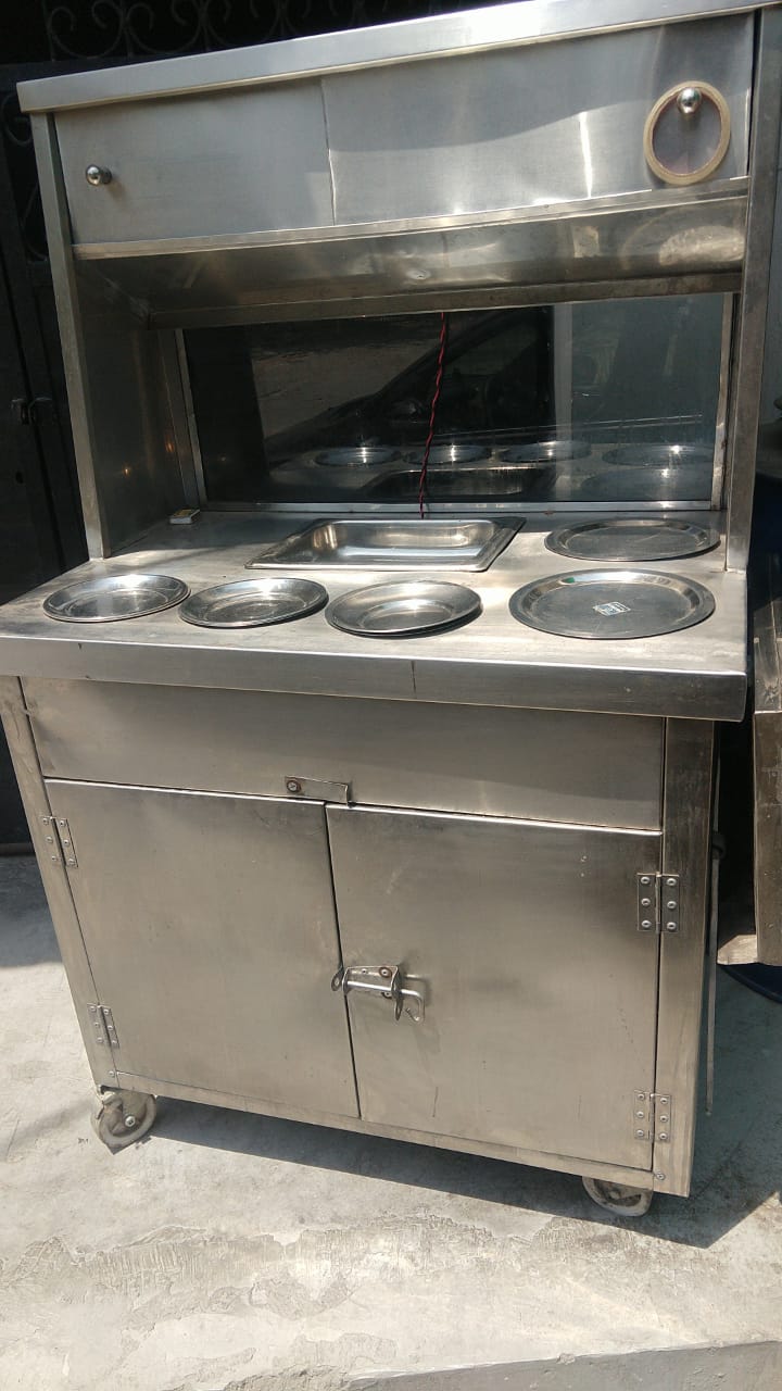 Three burner bhatti  aur chaap counter aur golgappe counter  available for sale