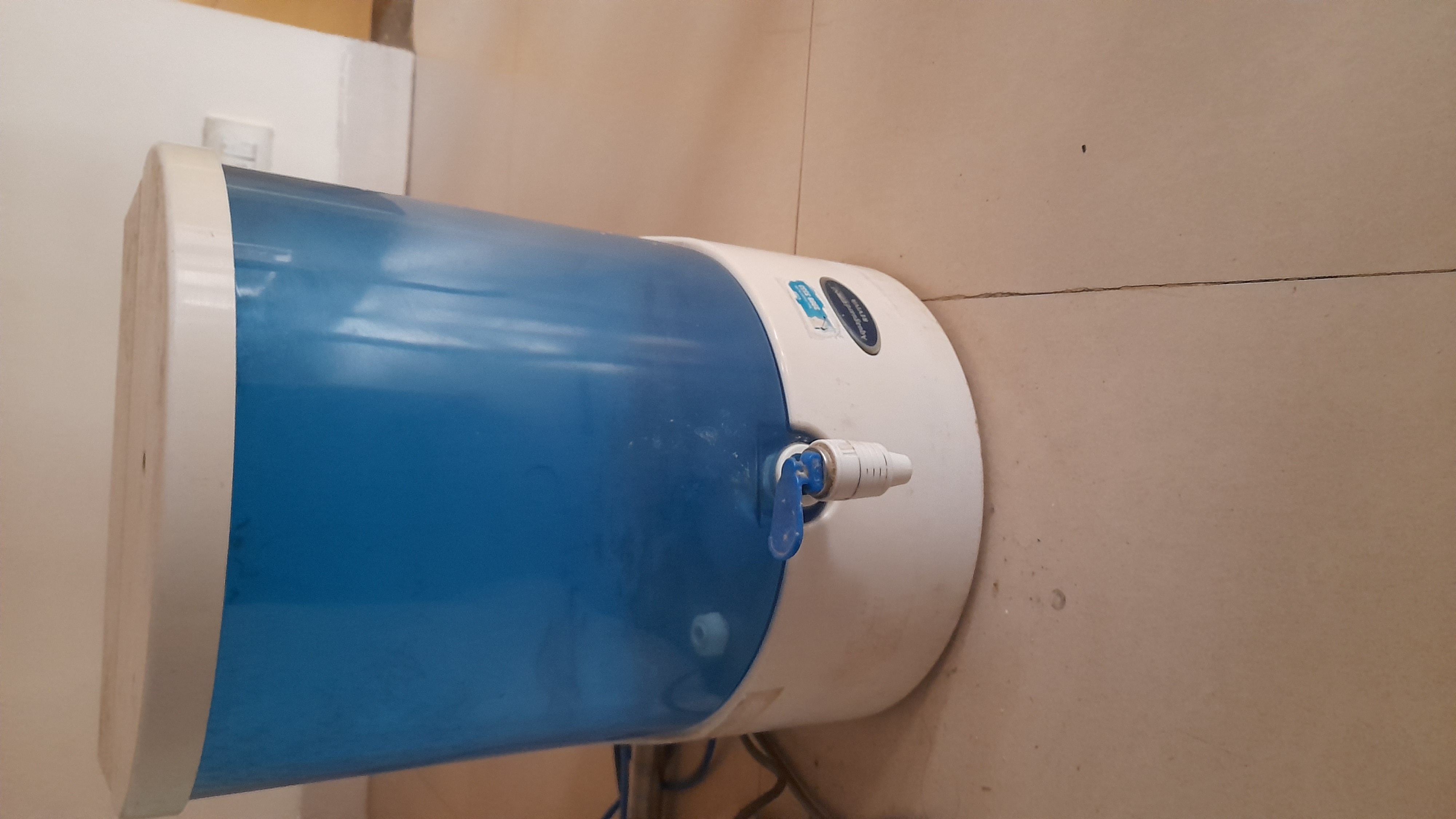 Water purifier available for sale