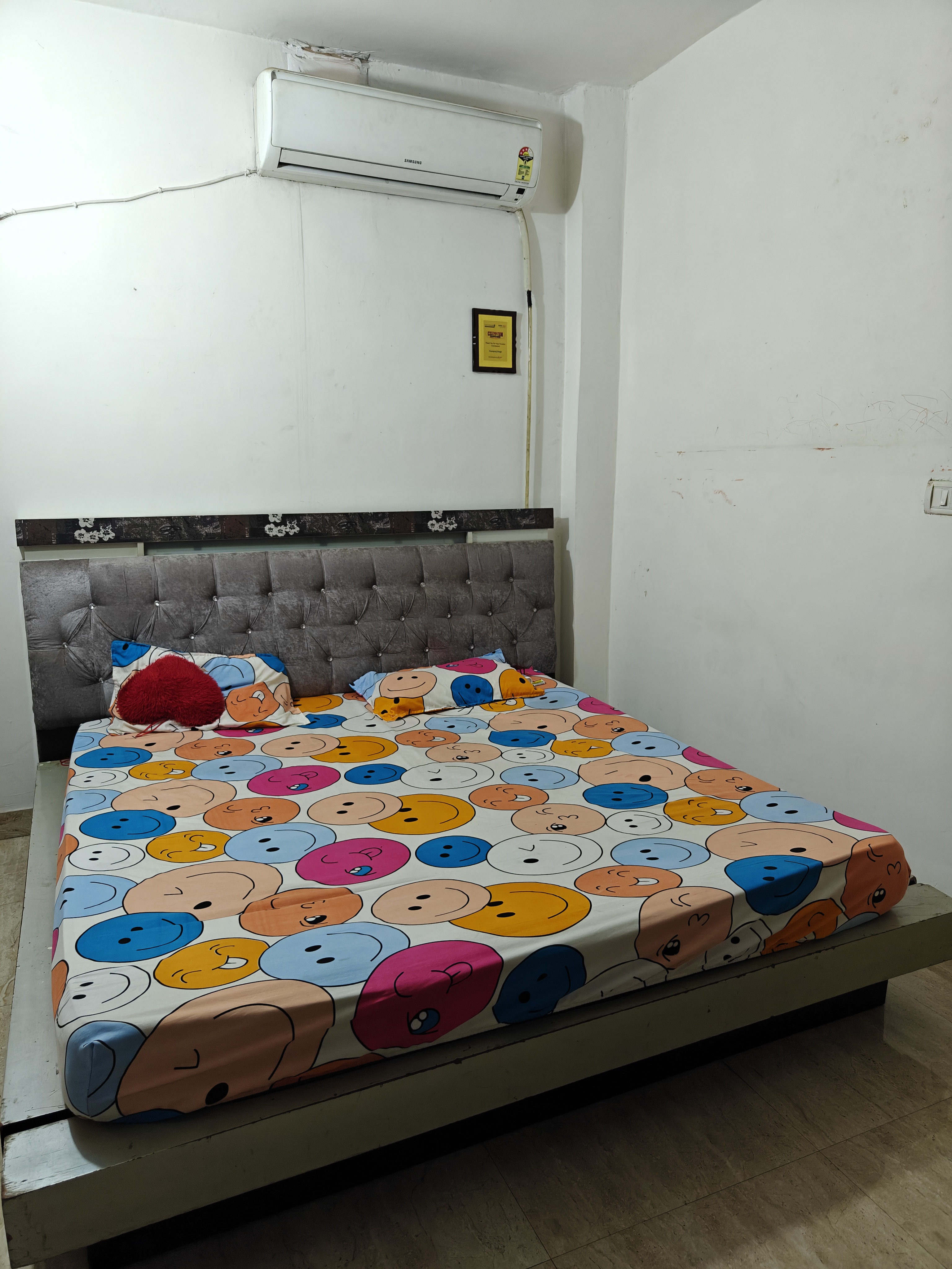 Super king size double bed with euro top mattress 72 by 78 available for sale