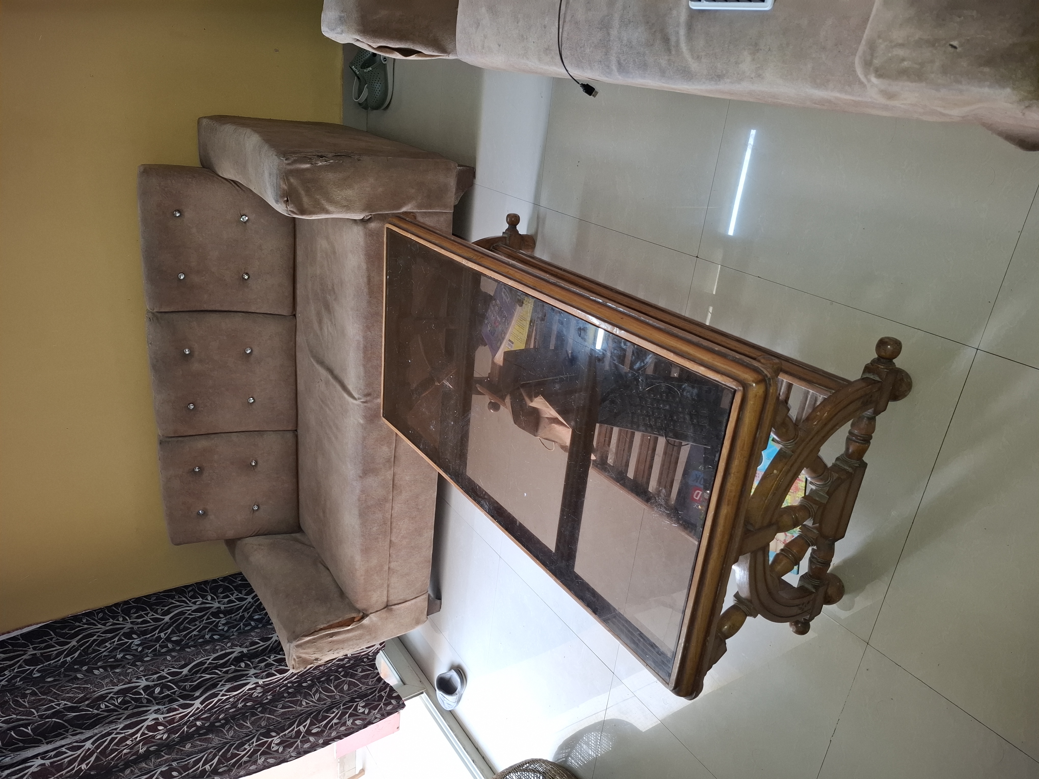 5 seater sofa set with center table available for sale