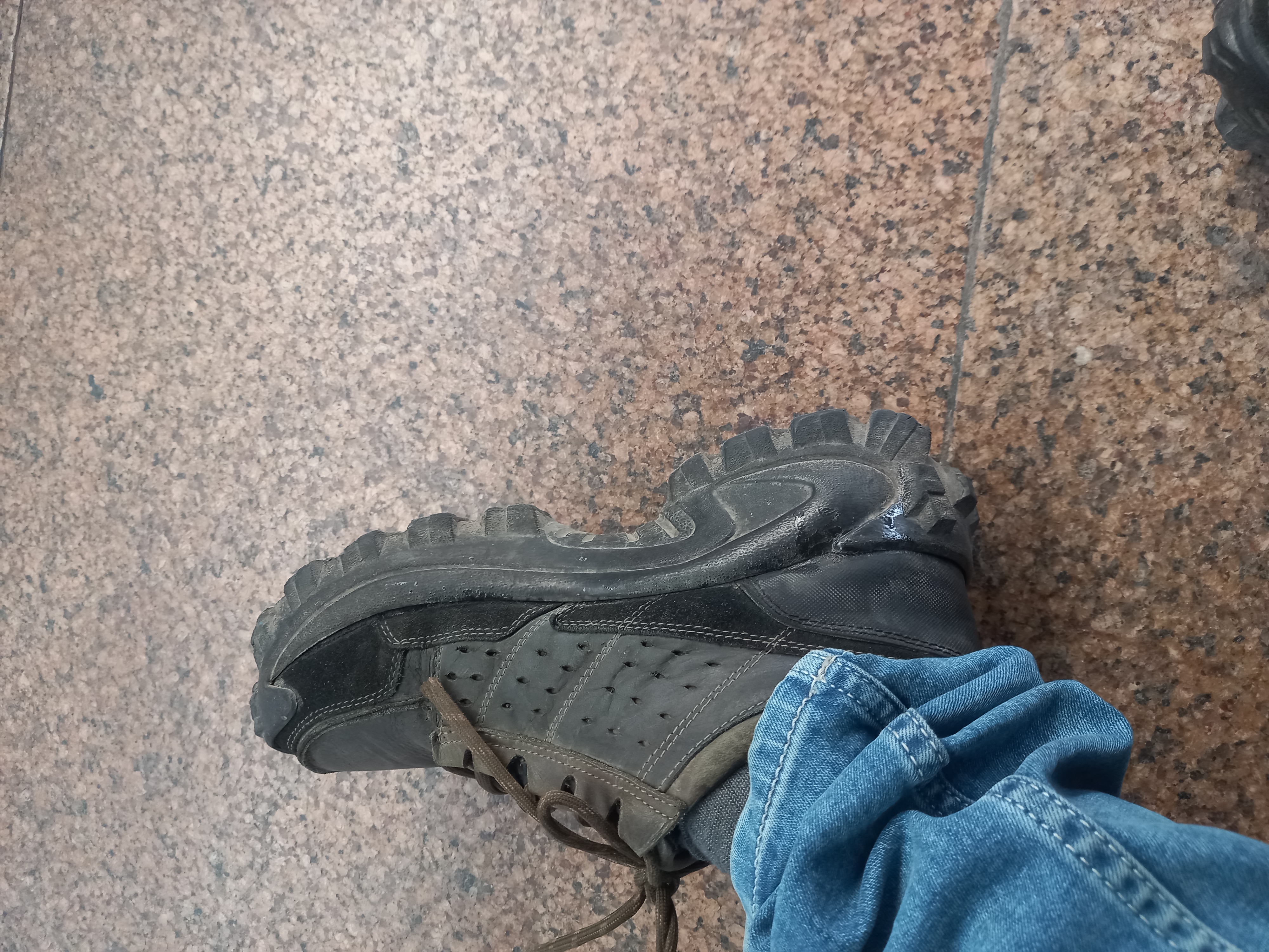 Woodland Heavy Boots for sale  available for sale