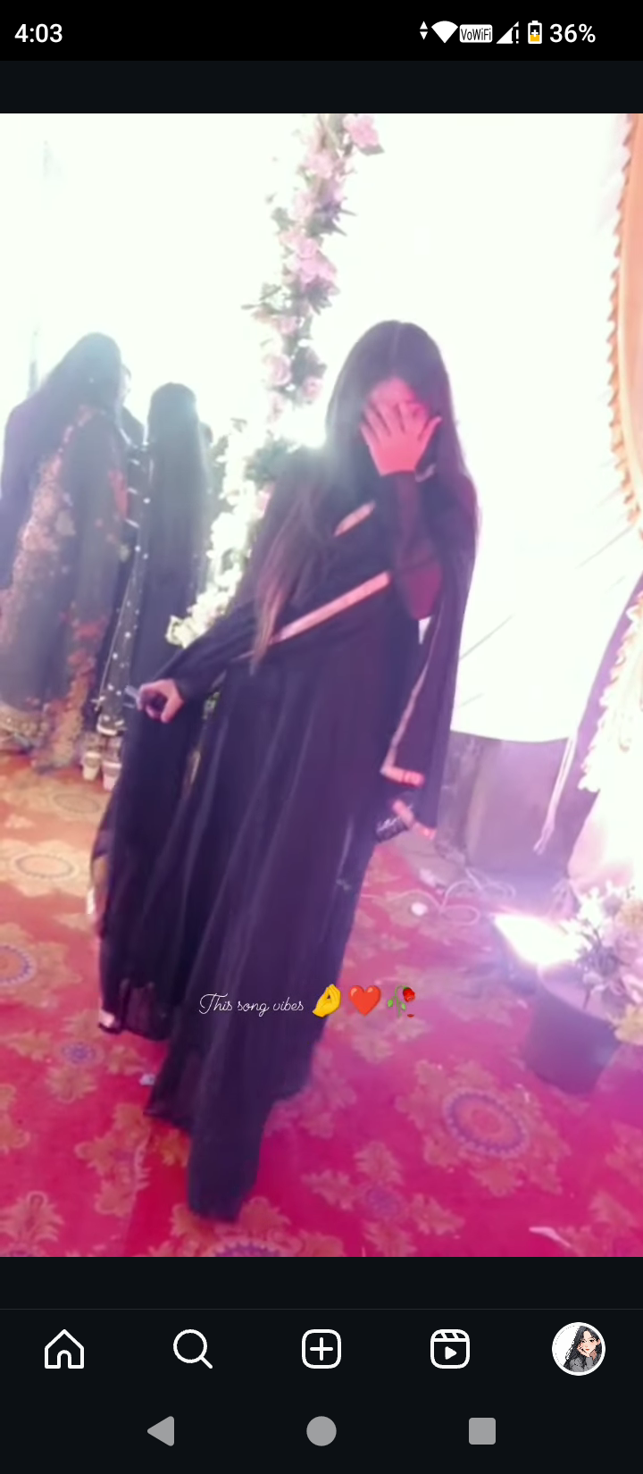 Kyuki wo kapde mujhe fit nhi aate  available for sale