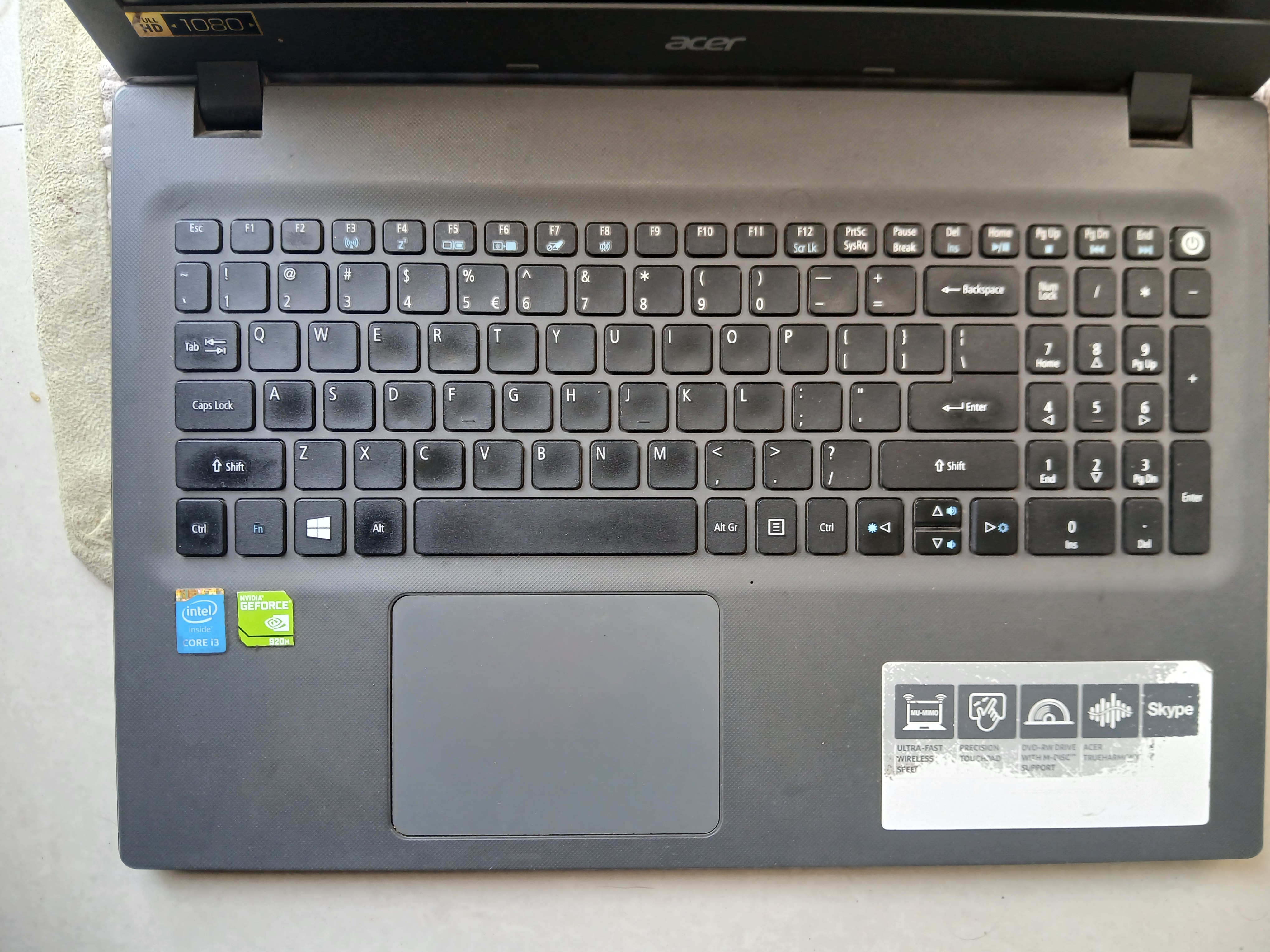 Acer Laptop available for sale
