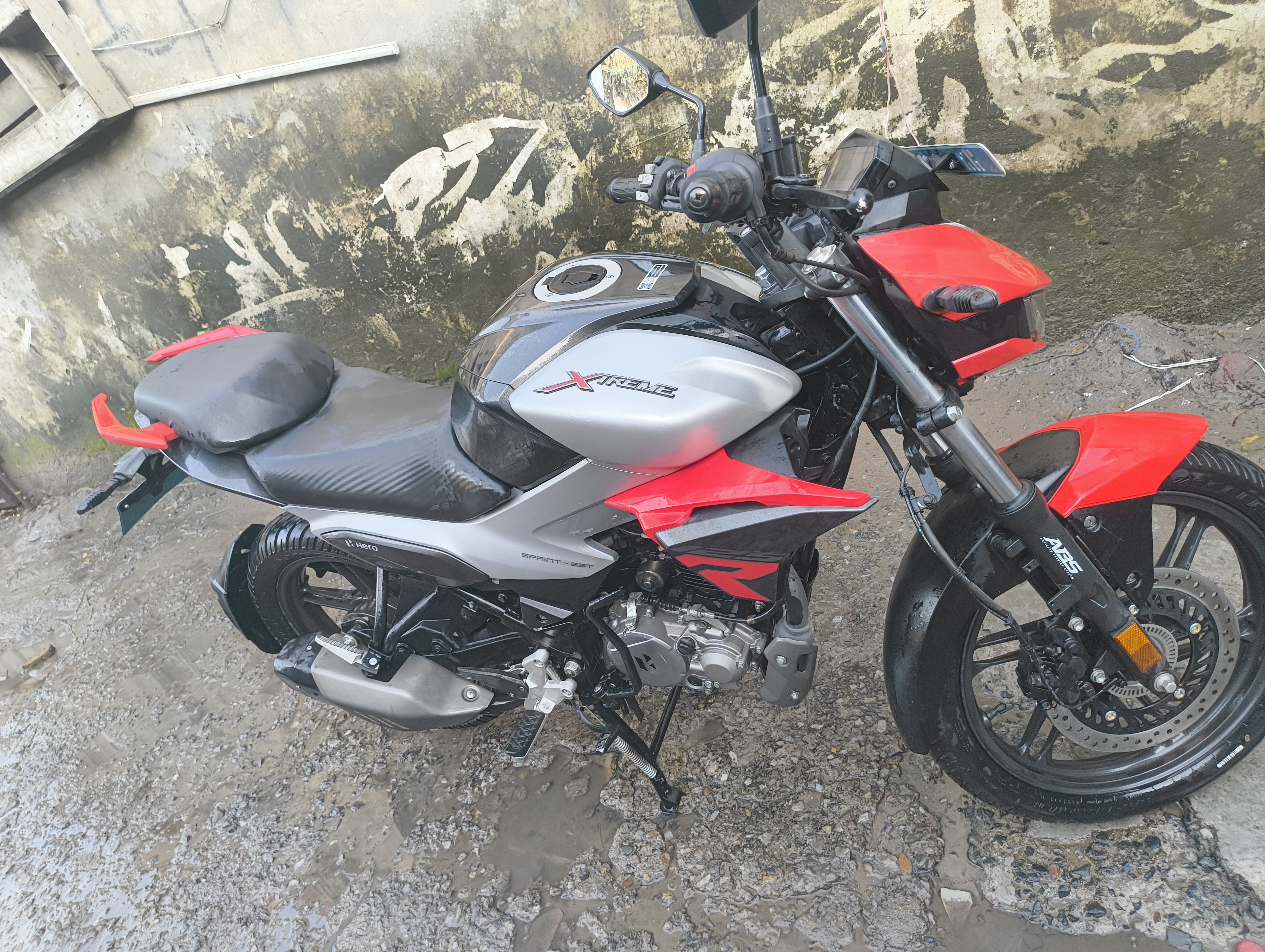 Hero X tream Abs 2025 Abs  available for sale