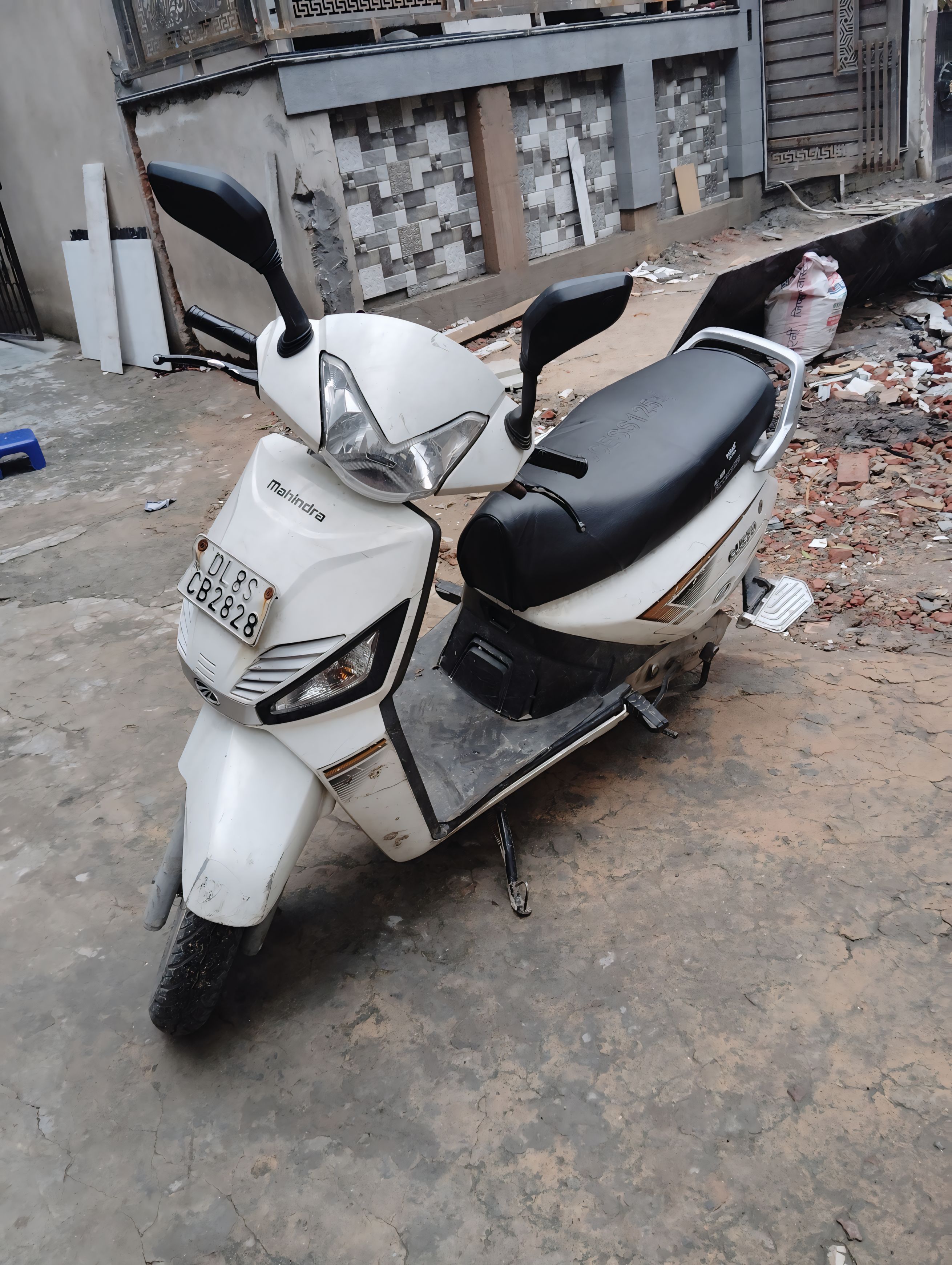 Mahindra Gusto available for sale