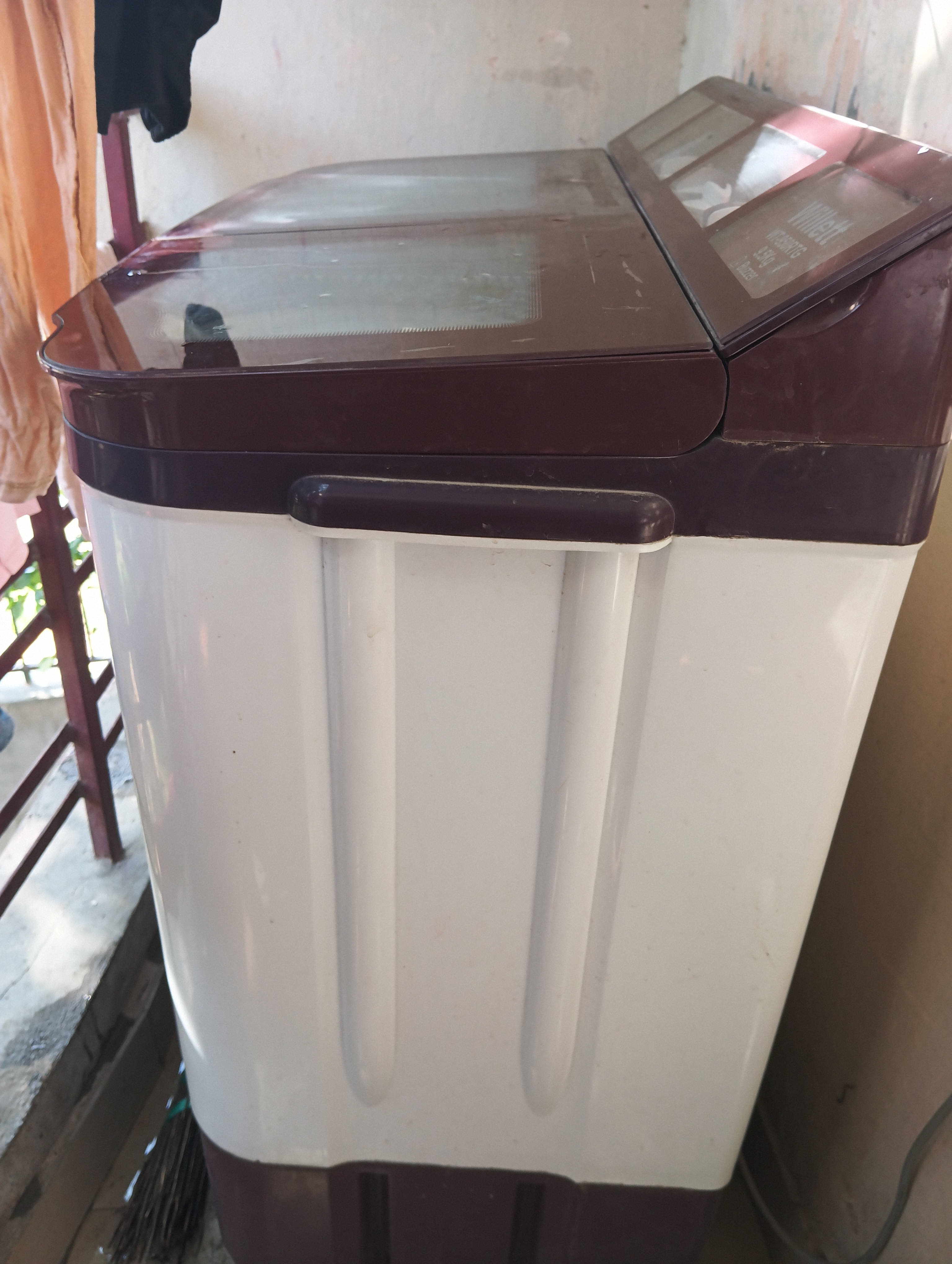 Willett Washing Machine available for sale