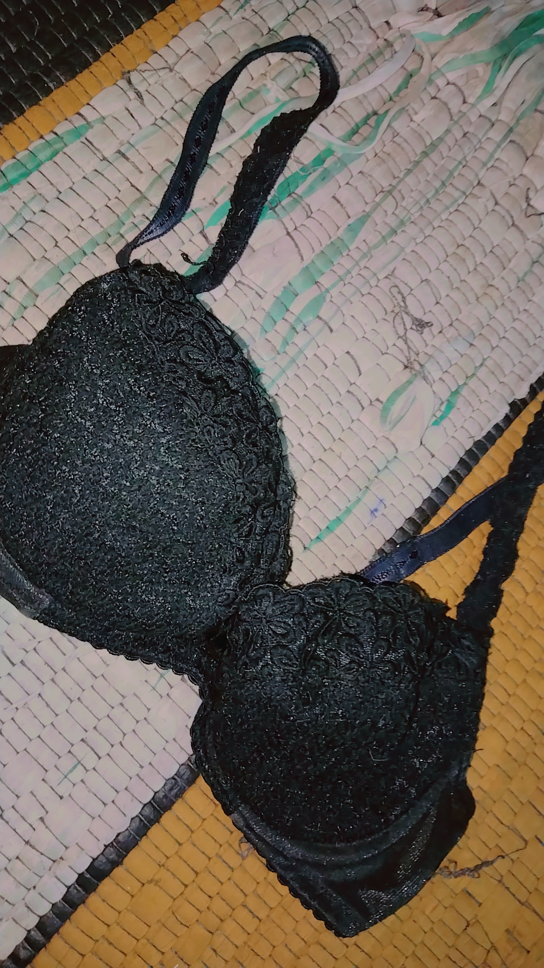 ❤️Stylish black pushup bra for women l 34b available for sale