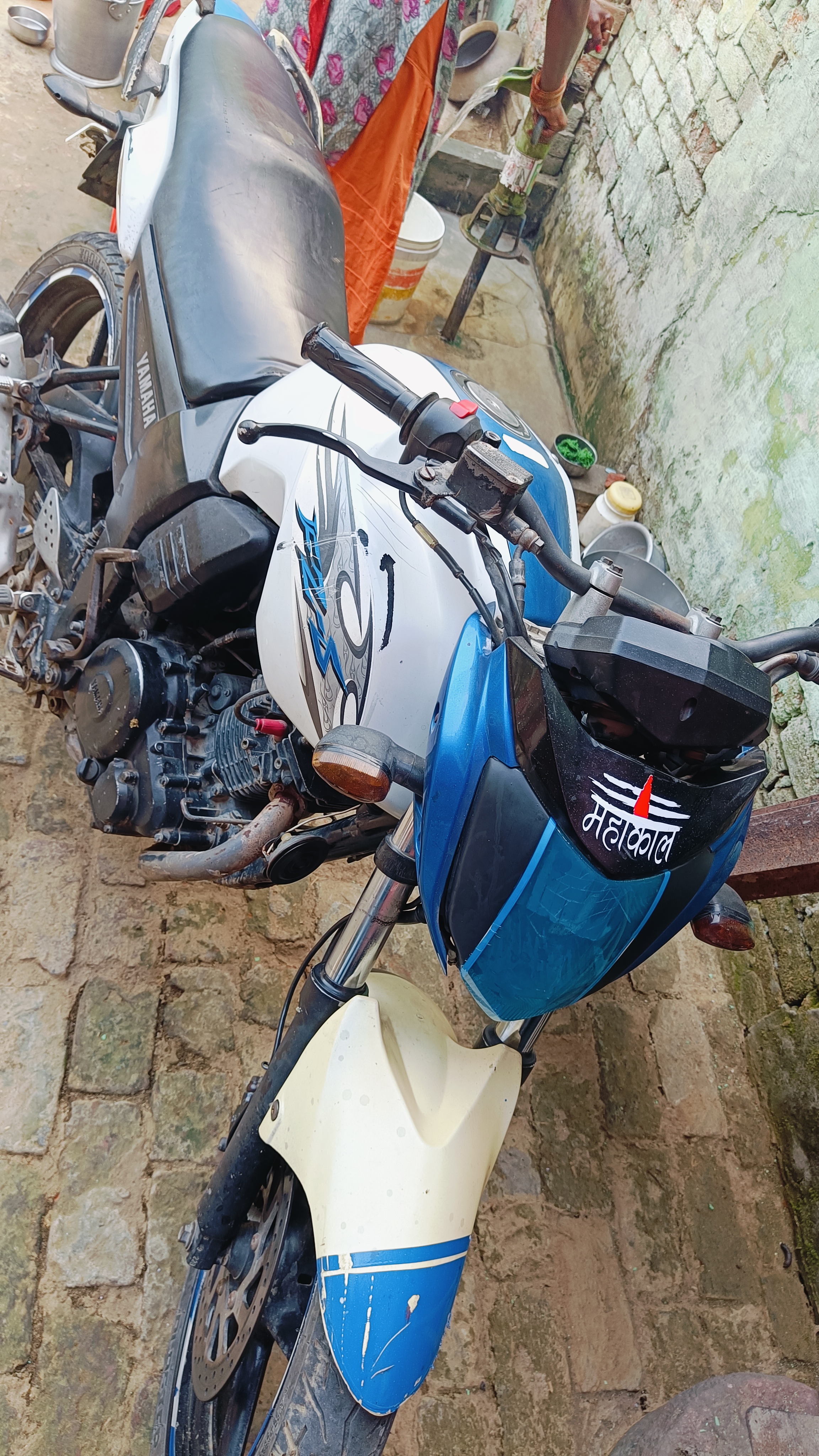 Fzs 2013 available for sale