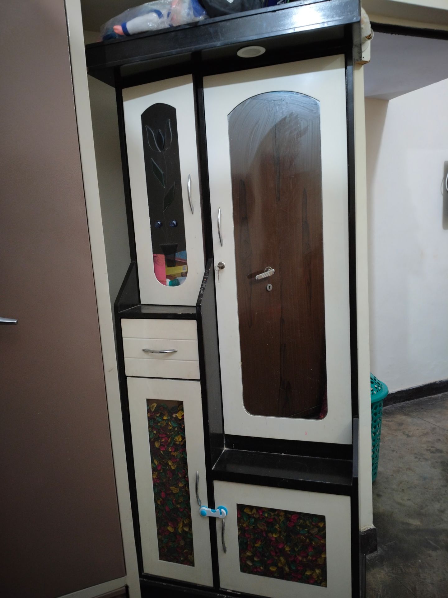 Dressing table available for sale